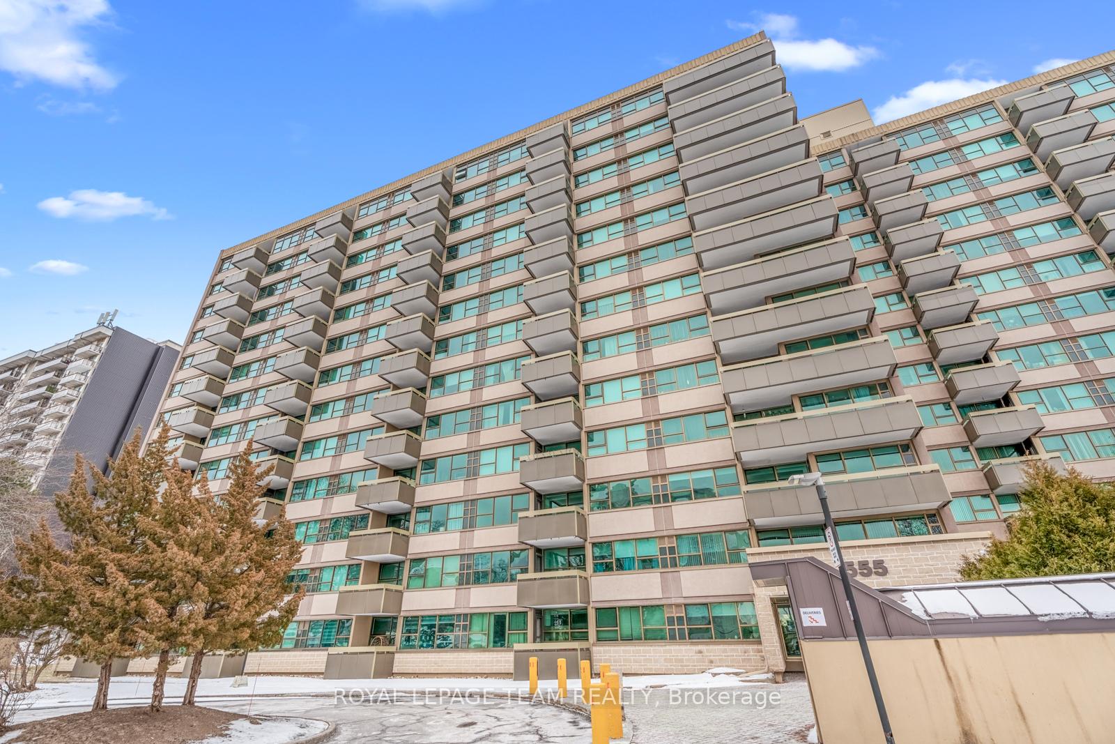 Photo 1 of Unit 1203, 555 Brittany Drive, Ottawa, Viscount Alexander Park — HOMEH
