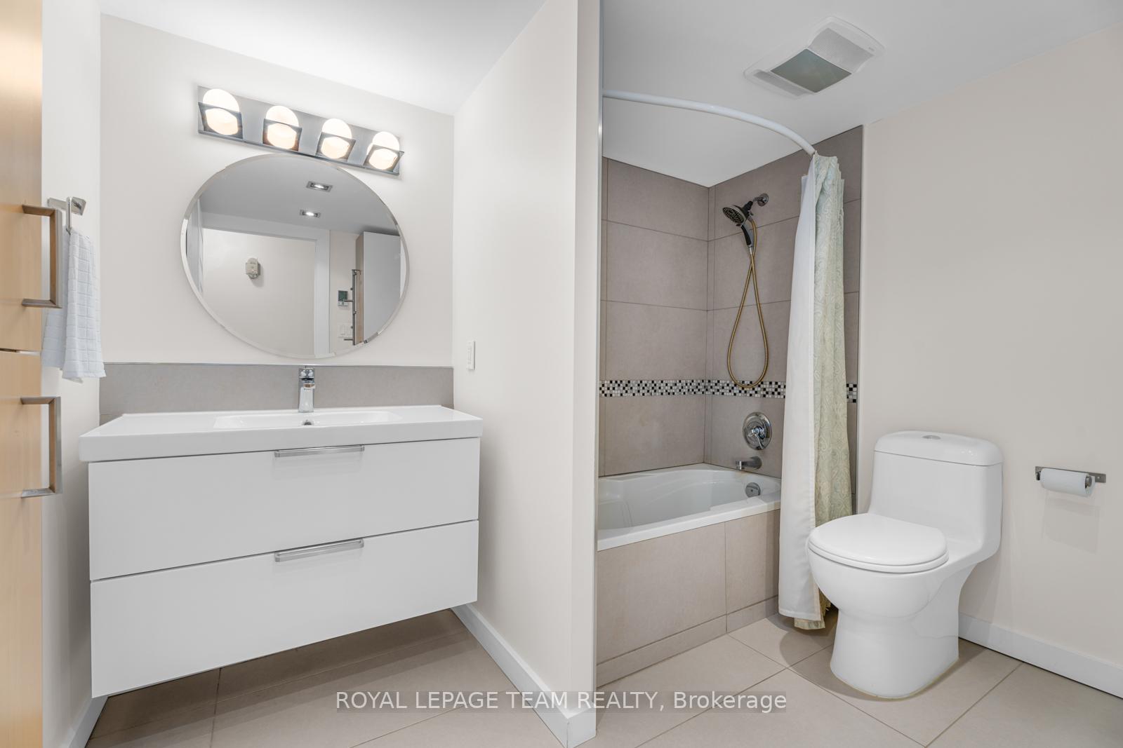 Photo 21 of Unit 1203, 555 Brittany Drive, Ottawa, Viscount Alexander Park — HOMEH