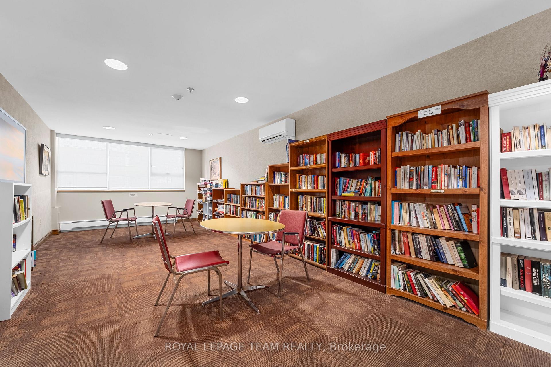 Photo 33 of Unit 1203, 555 Brittany Drive, Ottawa, Viscount Alexander Park — HOMEH