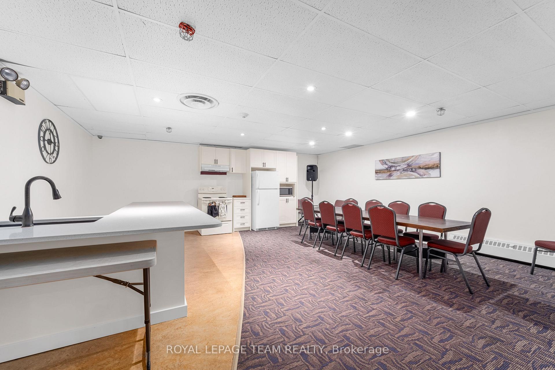 Photo 34 of Unit 1203, 555 Brittany Drive, Ottawa, Viscount Alexander Park — HOMEH