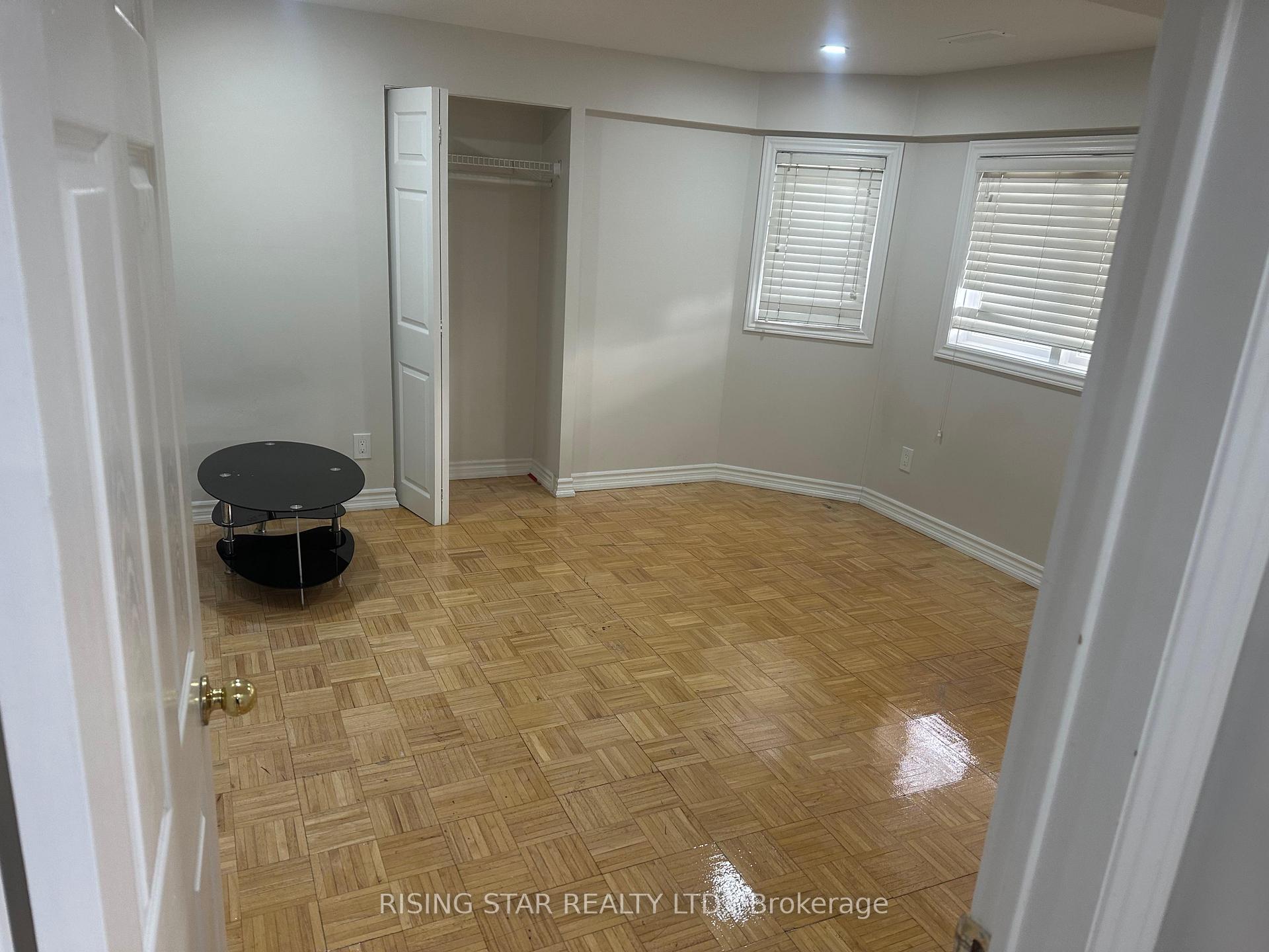 Photo 8 of 31 Harbourtown Crescent, Brampton, Madoc — HOMEH