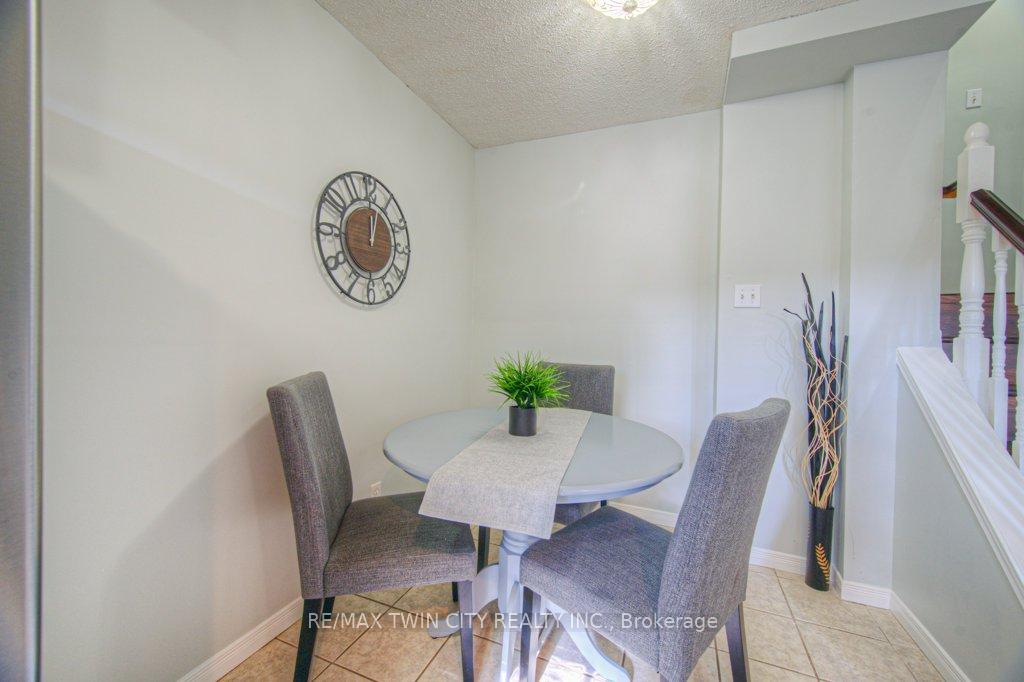 Photo 6 of Unit 10, 211 Veronica Drive, Kitchener — HOMEH