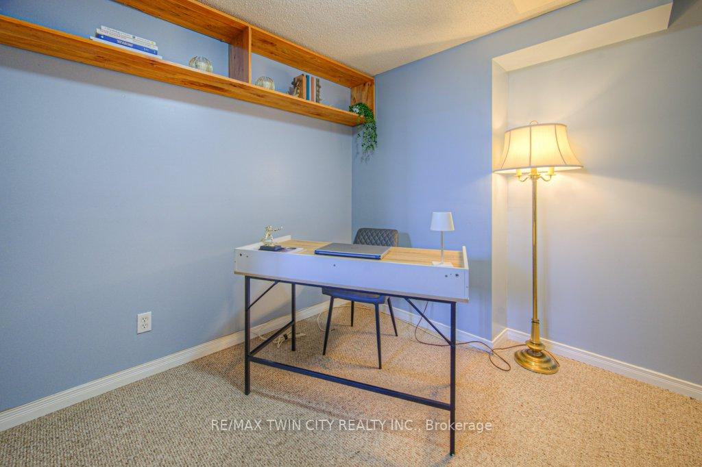 Photo 13 of Unit 10, 211 Veronica Drive, Kitchener — HOMEH