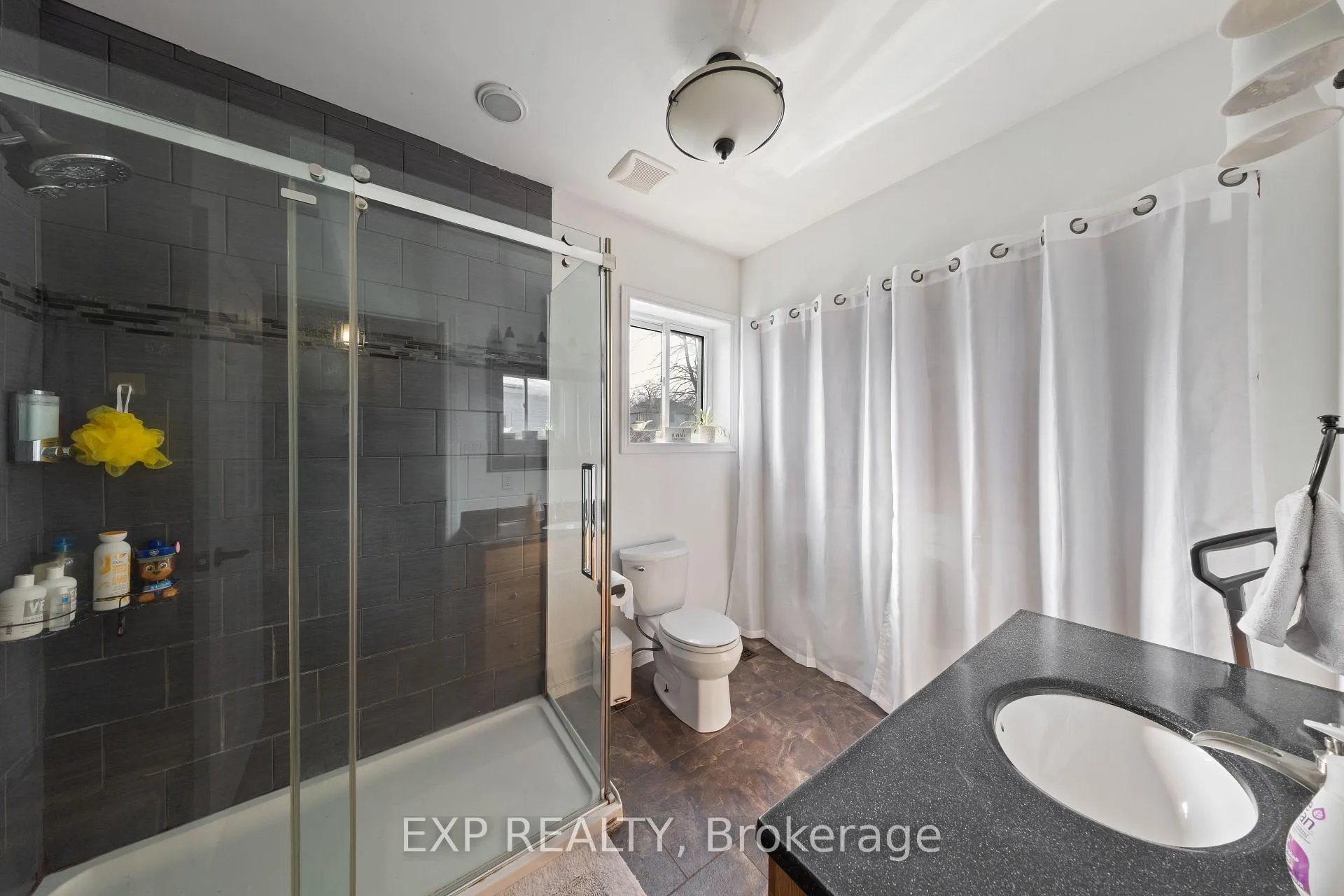 Photo 17 of 61 Queen Street, Huron East, Brussels — HOMEH