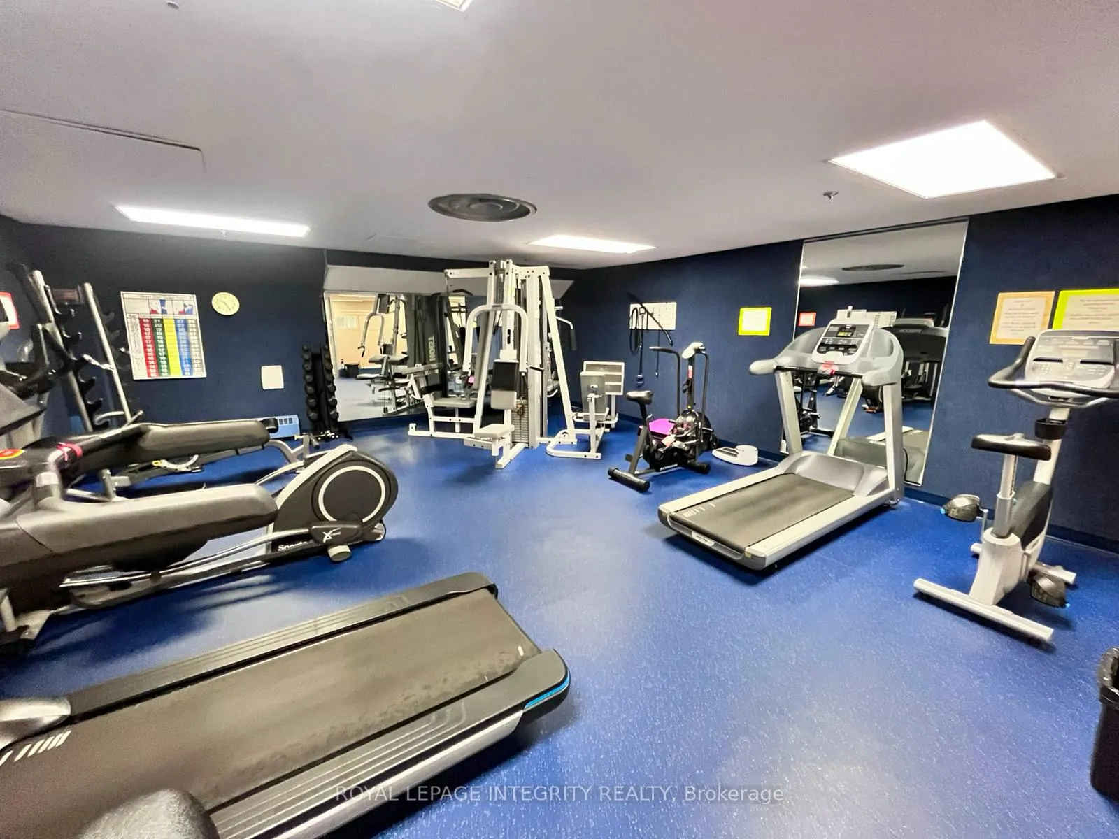 Photo 31 of Unit 1008, 555 Brittany Drive, Ottawa, Viscount Alexander Park — HOMEH