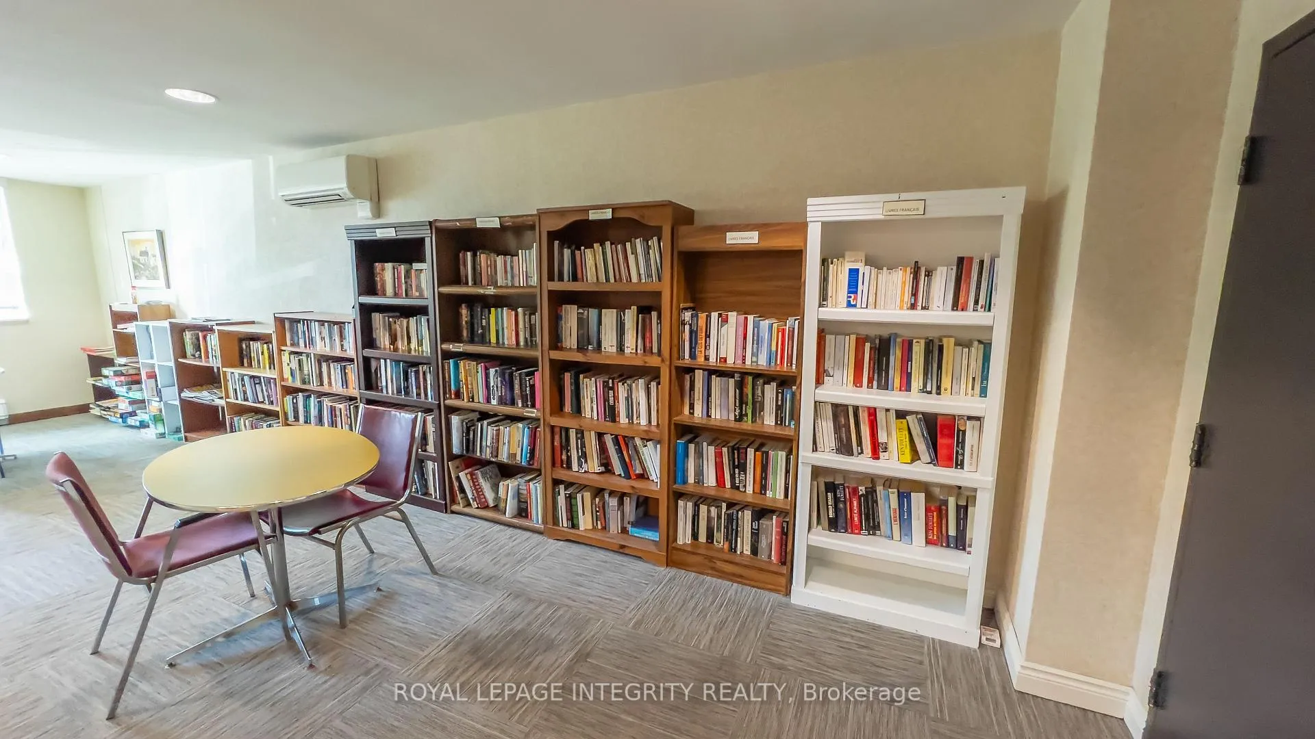 Photo 38 of Unit 1008, 555 Brittany Drive, Ottawa, Viscount Alexander Park — HOMEH