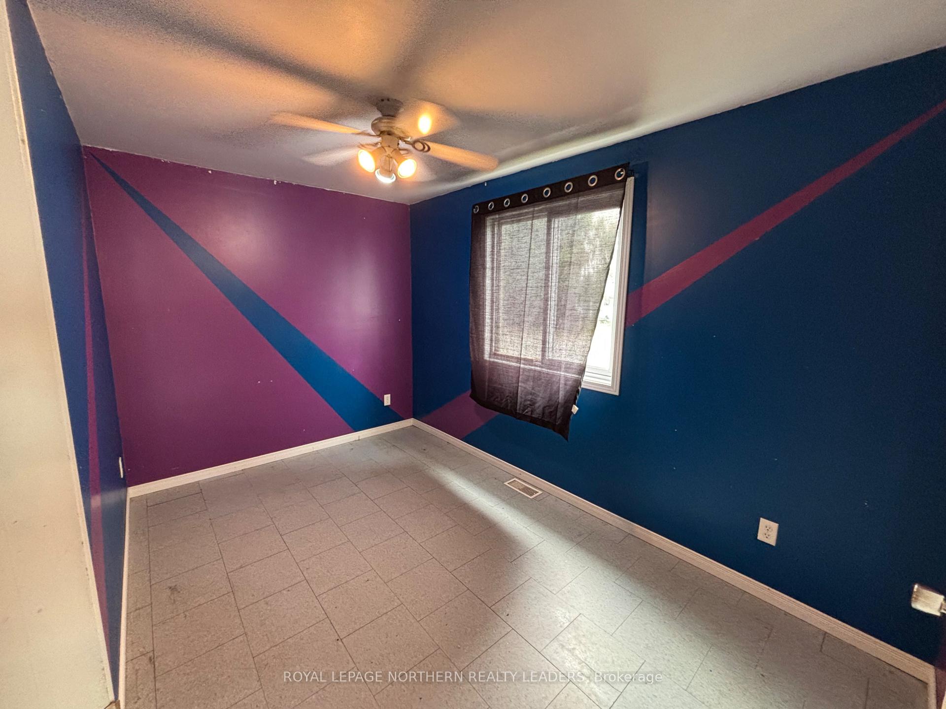 Photo 22 of 320 Ninth Avenue, Cochrane — HOMEH