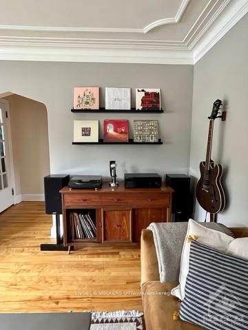 Photo 5 of 299B Loretta Avenue S, Ottawa, West Centre Town — HOMEH