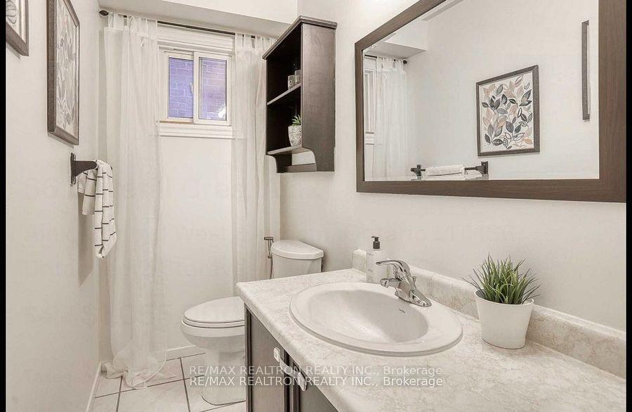 Photo 11 of Unit Upper, 56 Deverill Crescent, Ajax, Central West — HOMEH