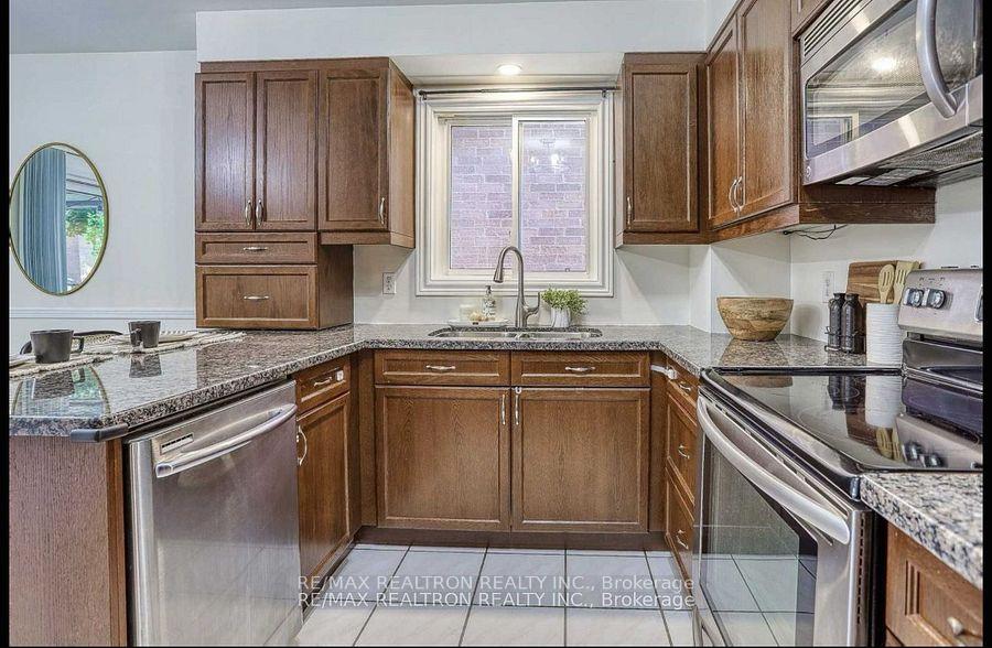 Photo 16 of Unit Upper, 56 Deverill Crescent, Ajax, Central West — HOMEH