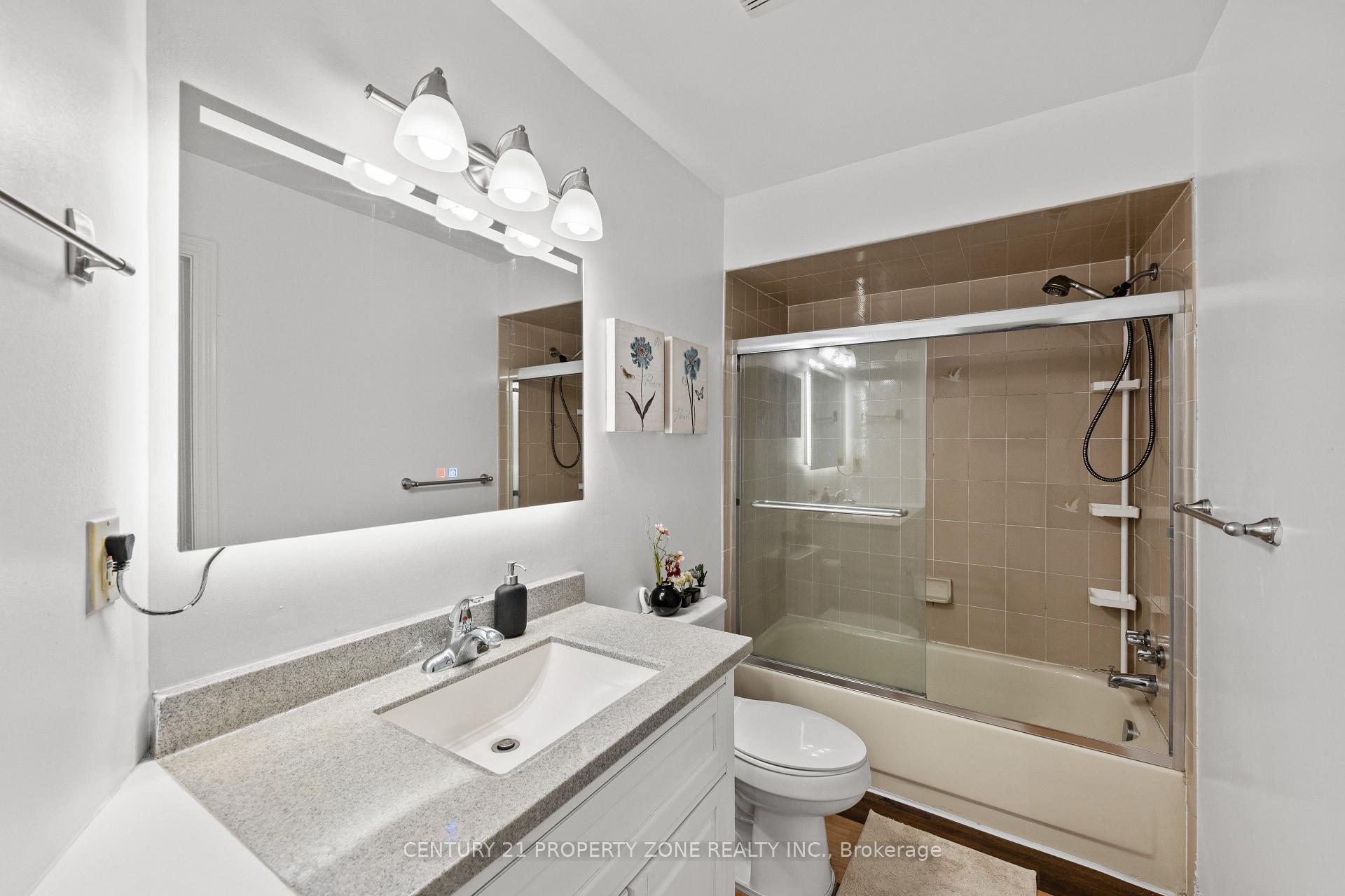 Photo 16 of Unit 2, 280 Limeridge Road E, Hamilton, Bruleville — HOMEH