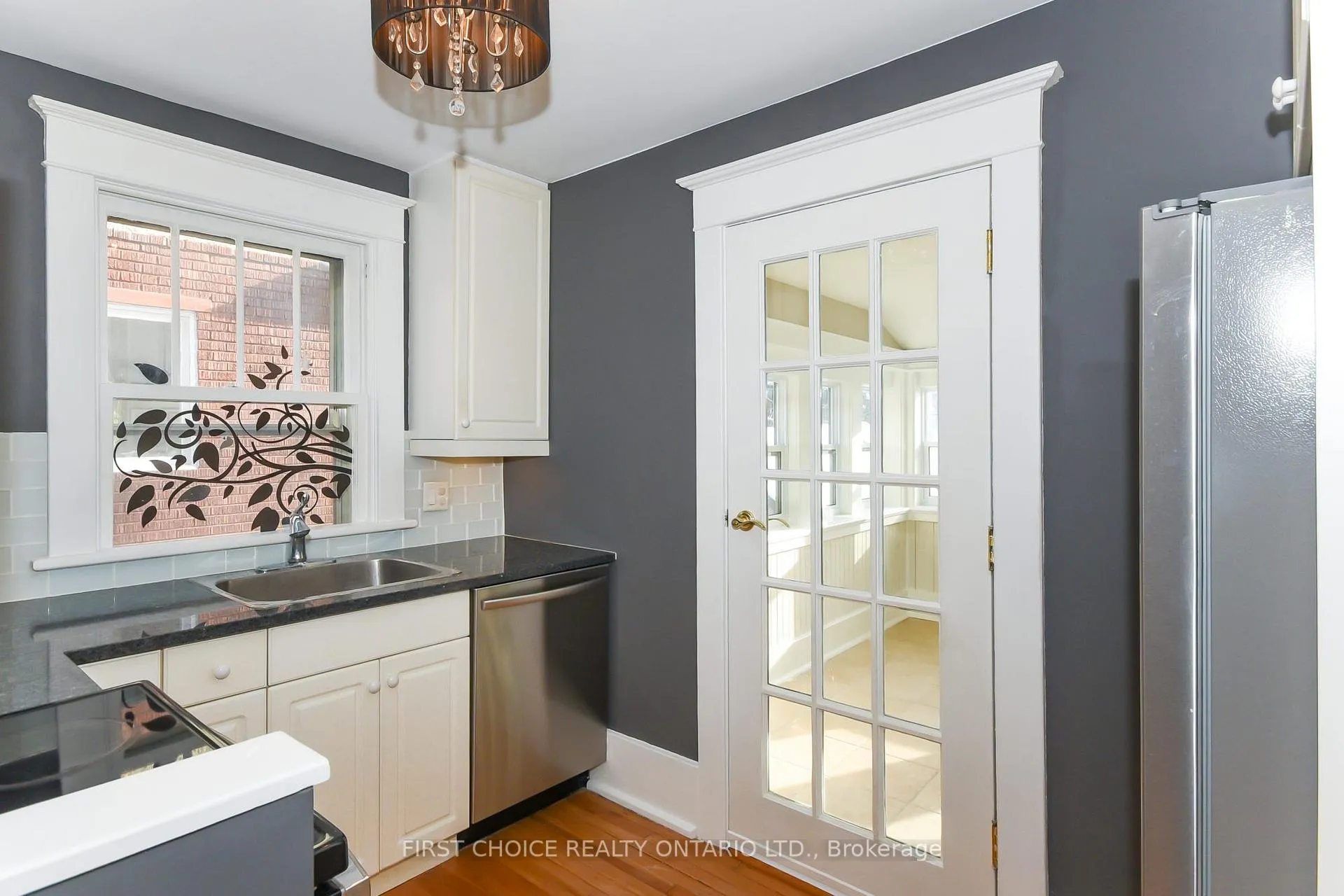 Photo 16 of 142 Broadway Avenue, Ottawa, Glebe — HOMEH