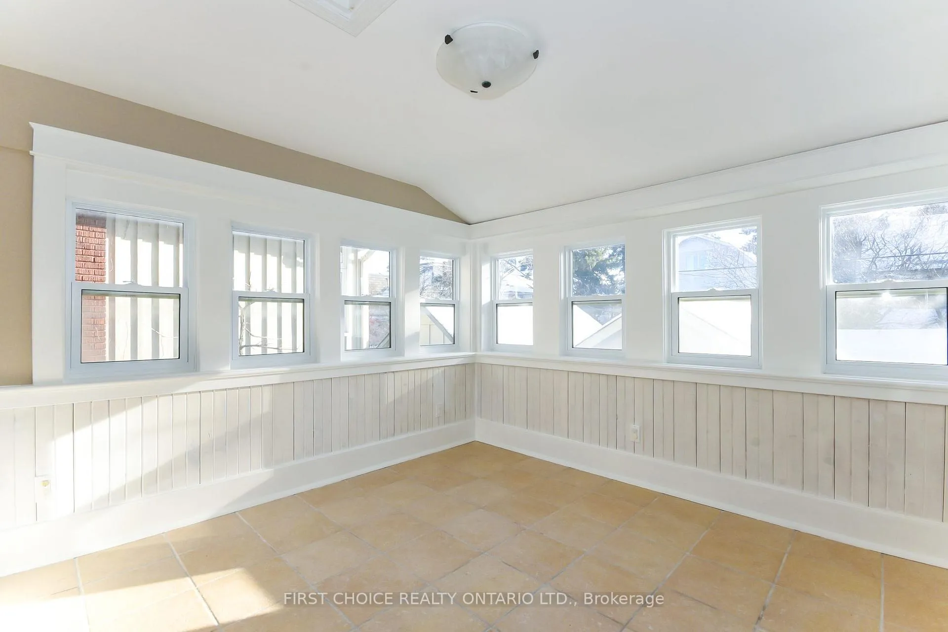 Photo 36 of 142 Broadway Avenue, Ottawa, Glebe — HOMEH