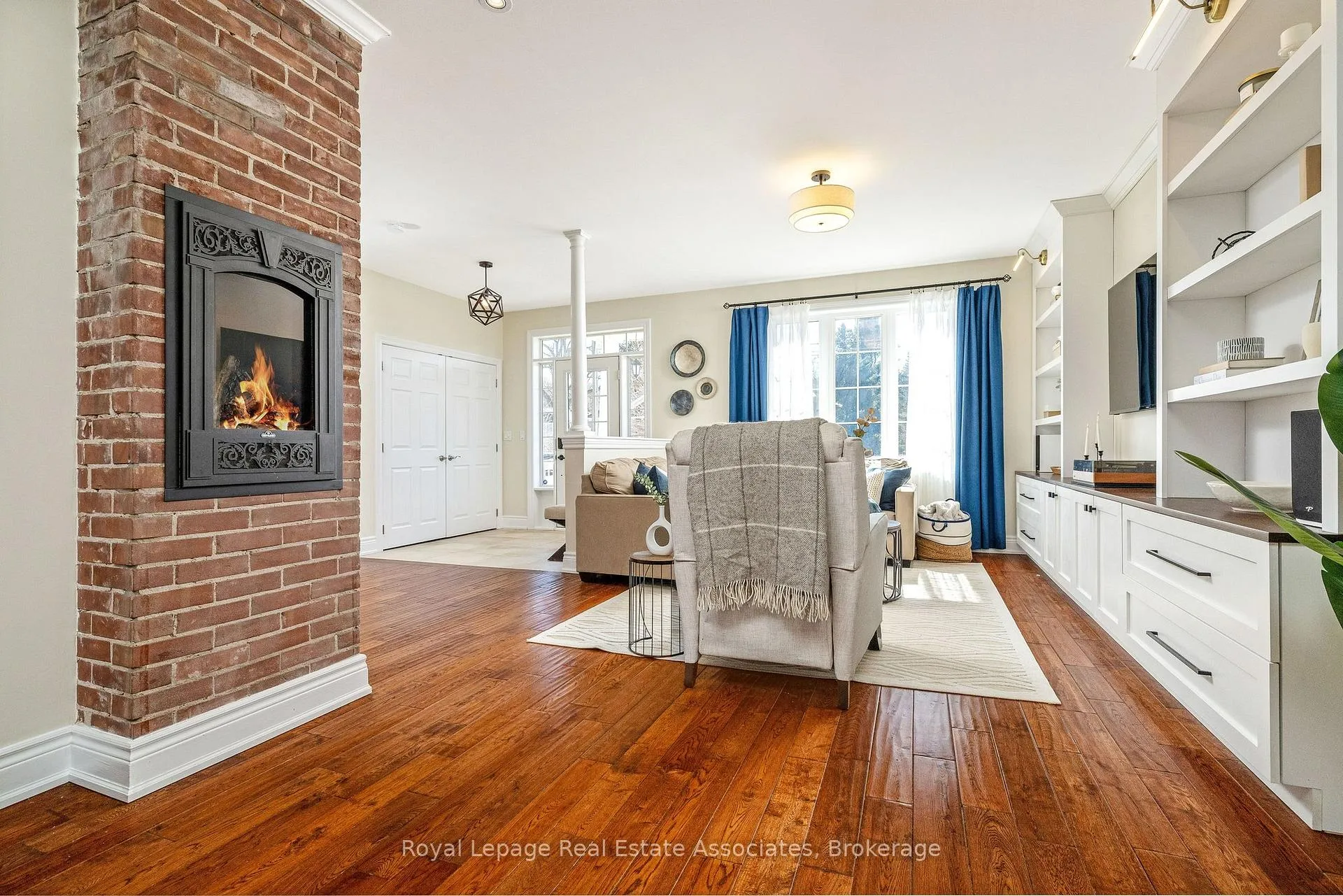 Photo 6 of 3 Beaver Street, Halton Hills, Glen Williams — HOMEH
