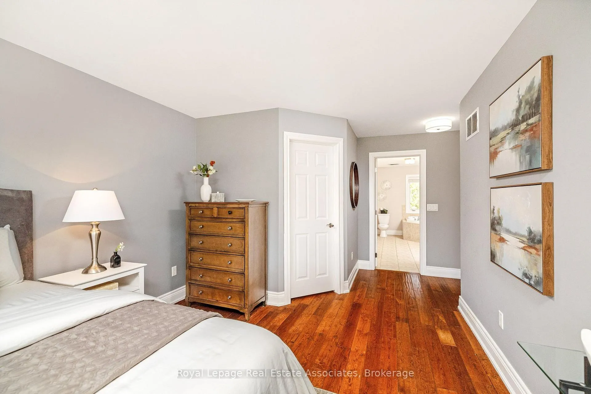 Photo 23 of 3 Beaver Street, Halton Hills, Glen Williams — HOMEH