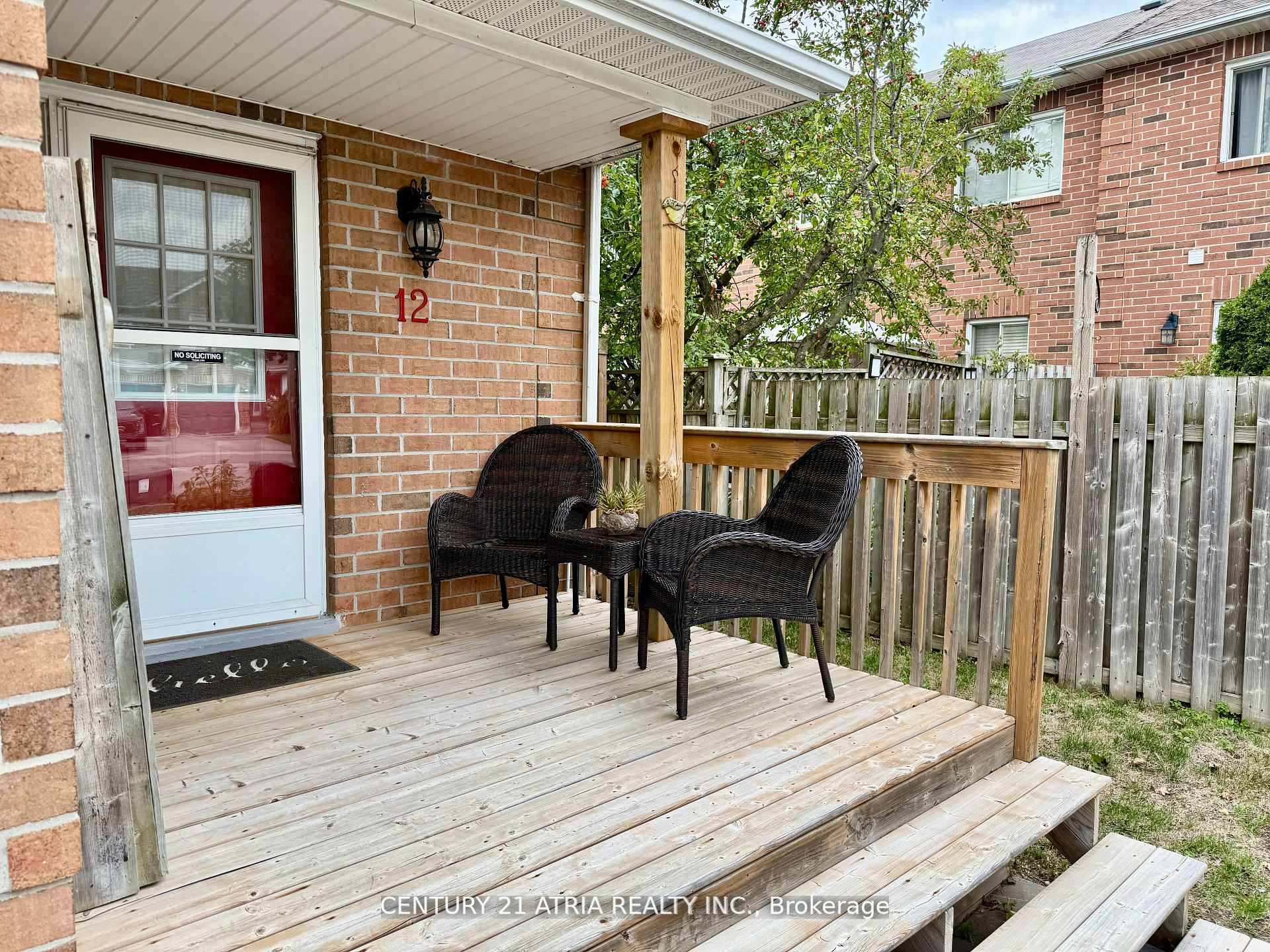 Photo 6 of 12 Lyfytt Crescent, Barrie, West Bayfield — HOMEH
