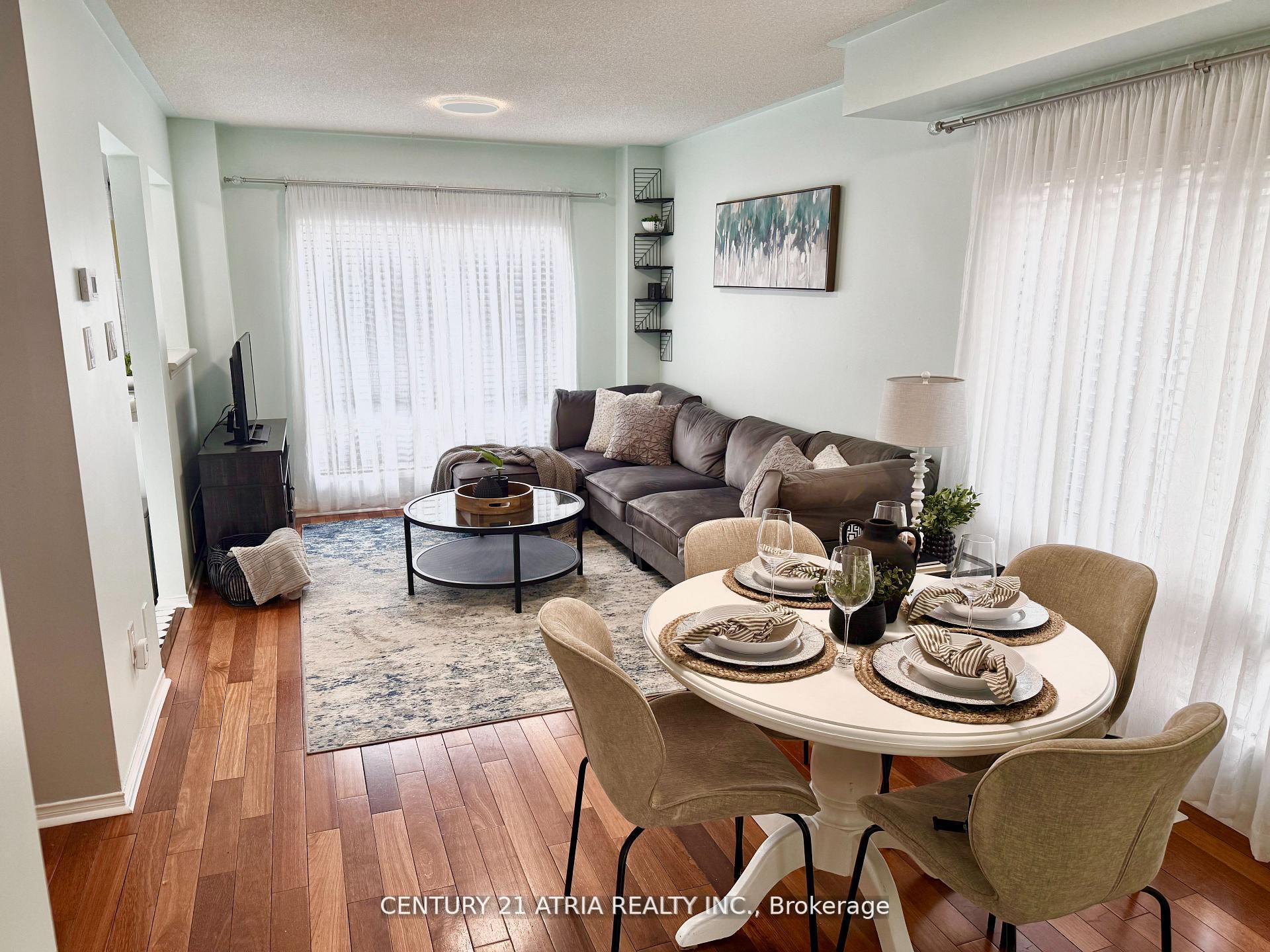 Photo 8 of 12 Lyfytt Crescent, Barrie, West Bayfield — HOMEH