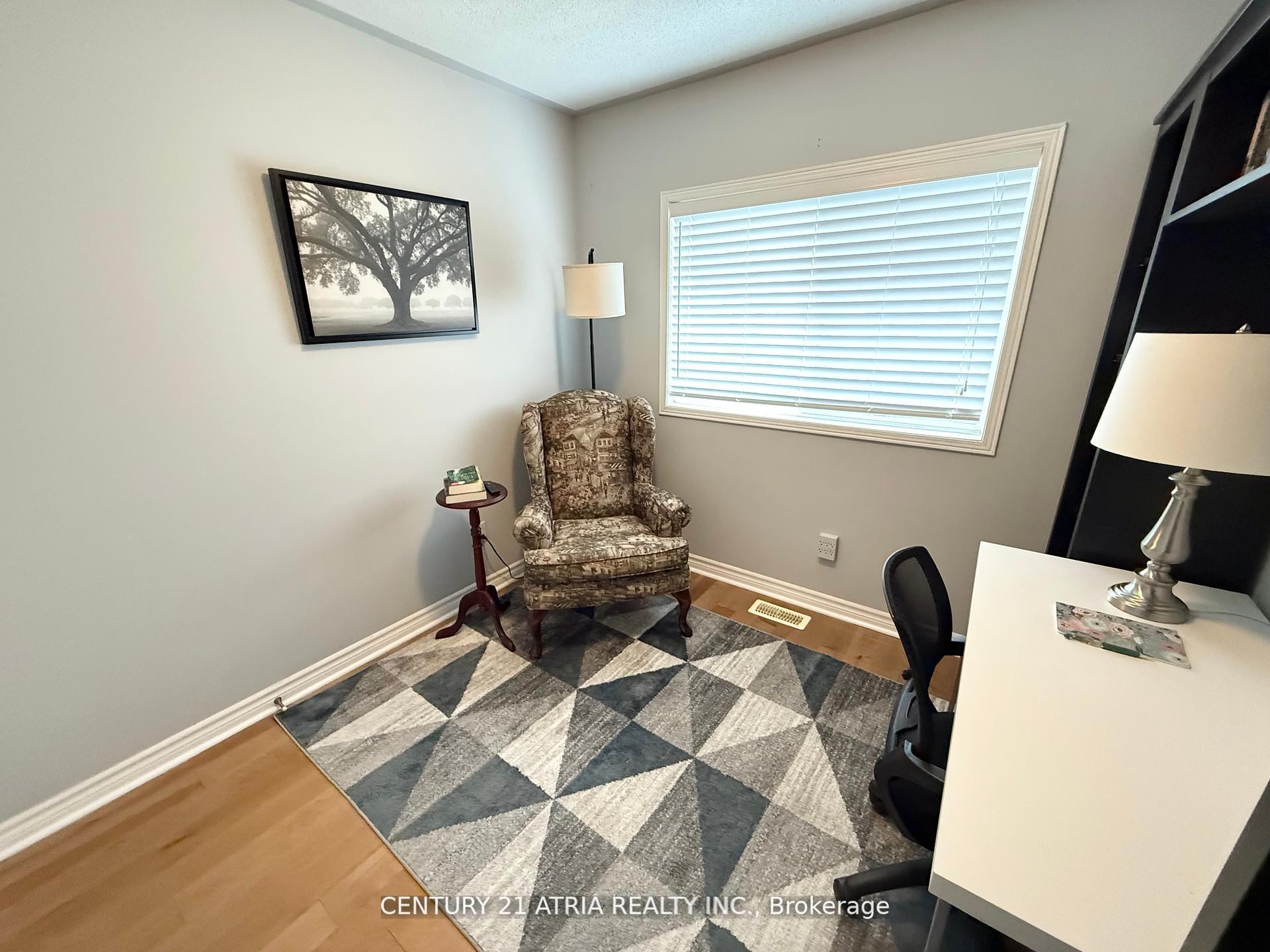 Photo 33 of 12 Lyfytt Crescent, Barrie, West Bayfield — HOMEH