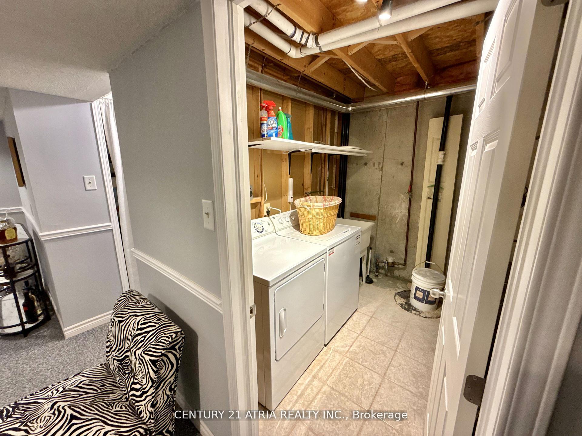 Photo 28 of 12 Lyfytt Crescent, Barrie, West Bayfield — HOMEH