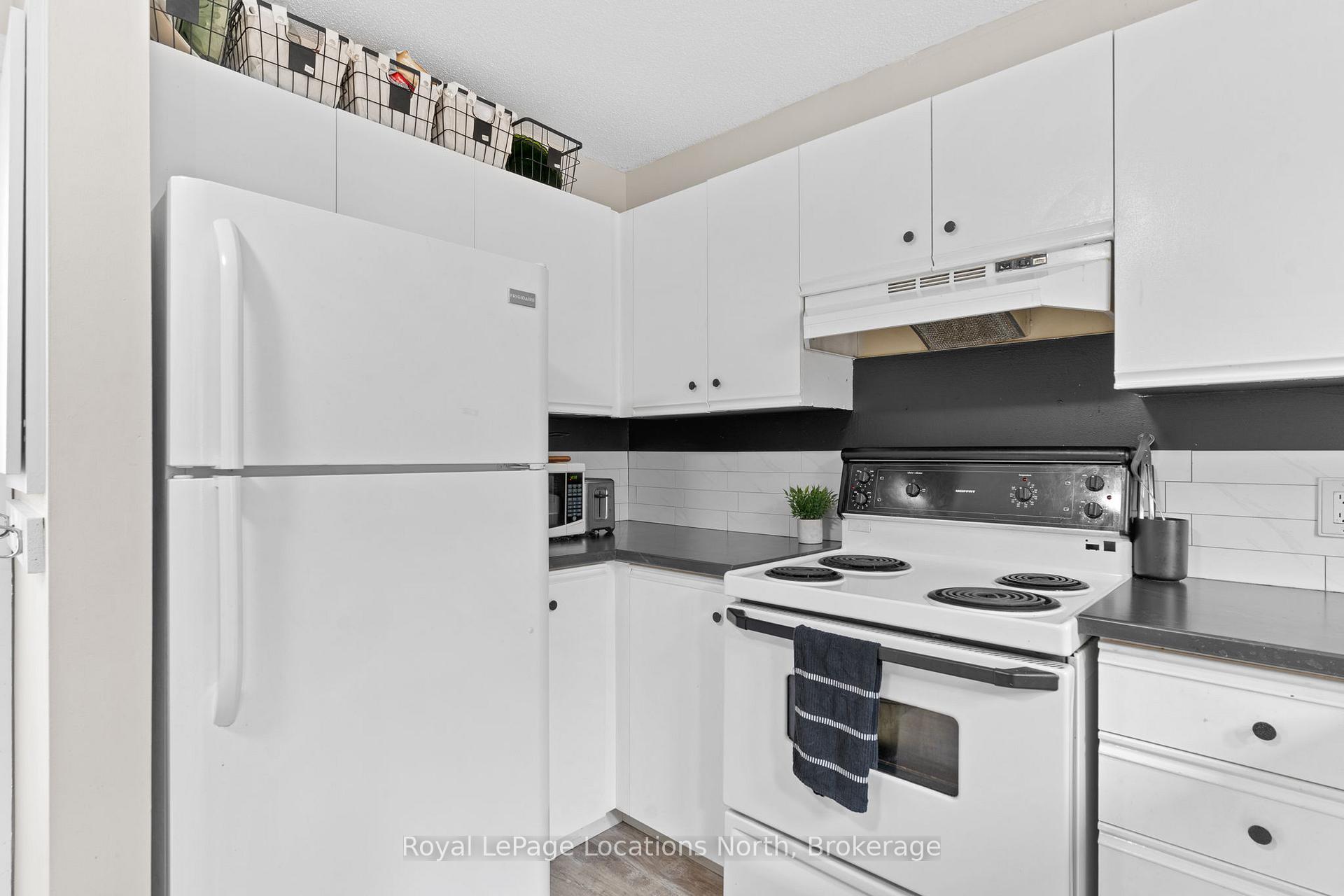 Photo 11 of Unit 190, 49 Trott Boulevard, Collingwood — HOMEH