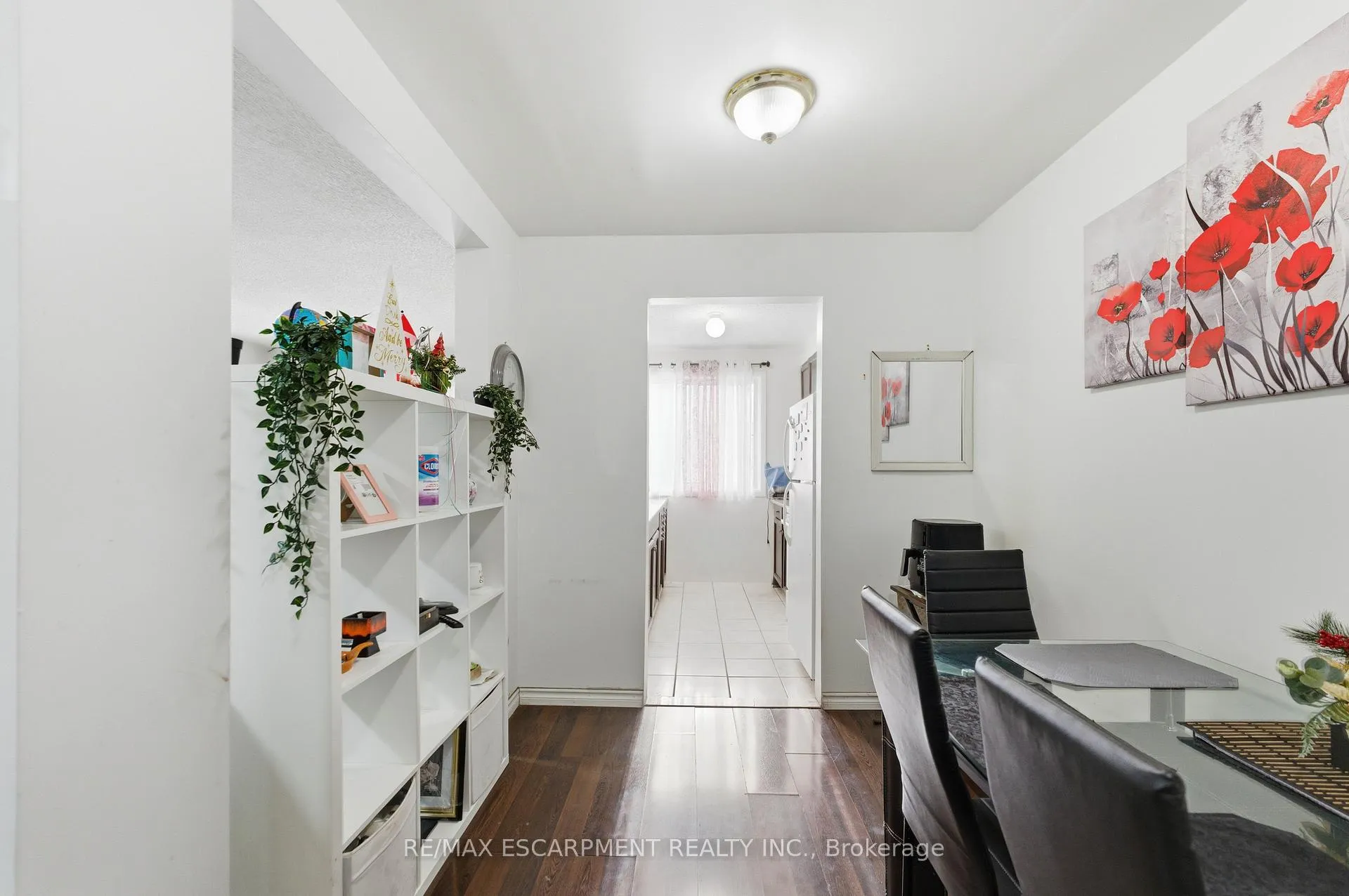 Photo 4 of Unit 2, 262 Kenora Avenue, Hamilton, Kentley — HOMEH