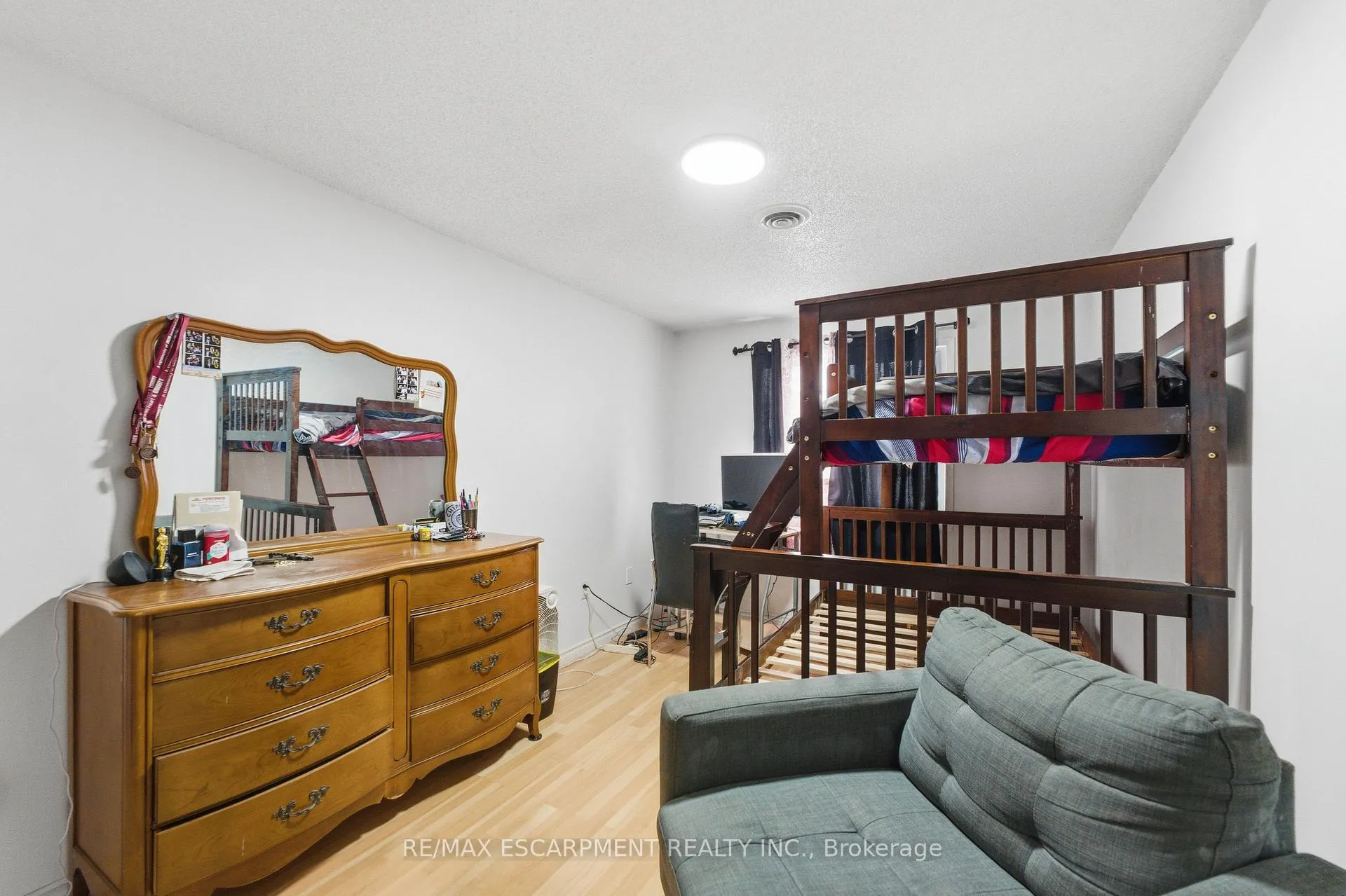 Photo 10 of Unit 2, 262 Kenora Avenue, Hamilton, Kentley — HOMEH