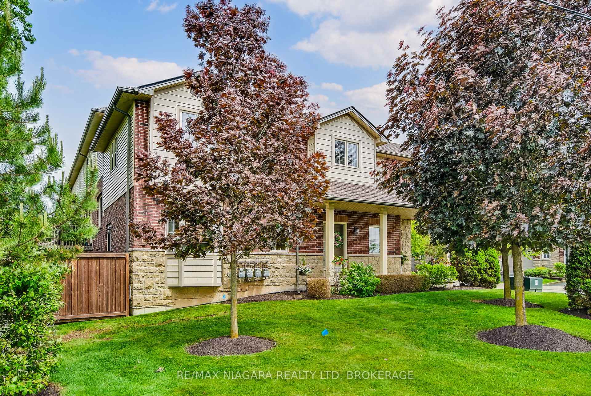 Photo 6 of Unit 16, 5 Liddycoat Lane, Hamilton, Ancaster — HOMEH