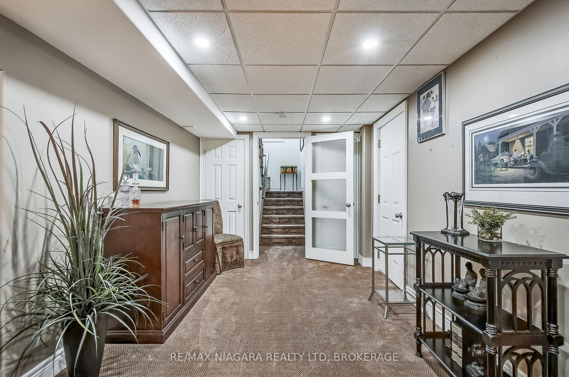 Photo 29 of Unit 16, 5 Liddycoat Lane, Hamilton, Ancaster — HOMEH