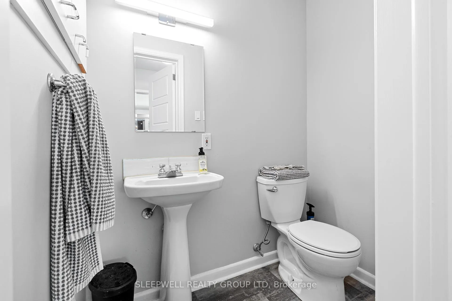 Photo 10 of 1874 Rideau Garden Drive, Ottawa, Ottawa East — HOMEH