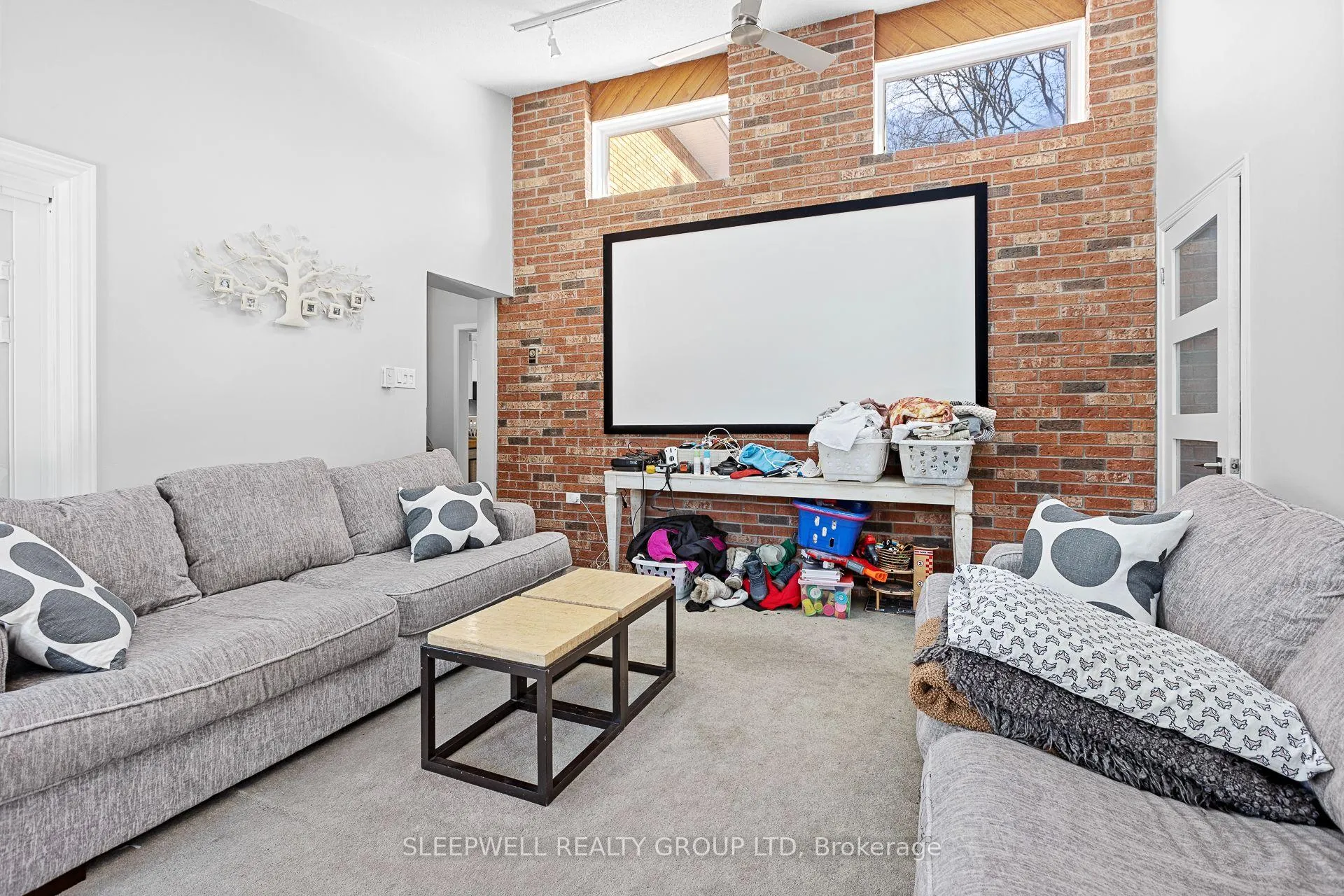 Photo 12 of 1874 Rideau Garden Drive, Ottawa, Ottawa East — HOMEH