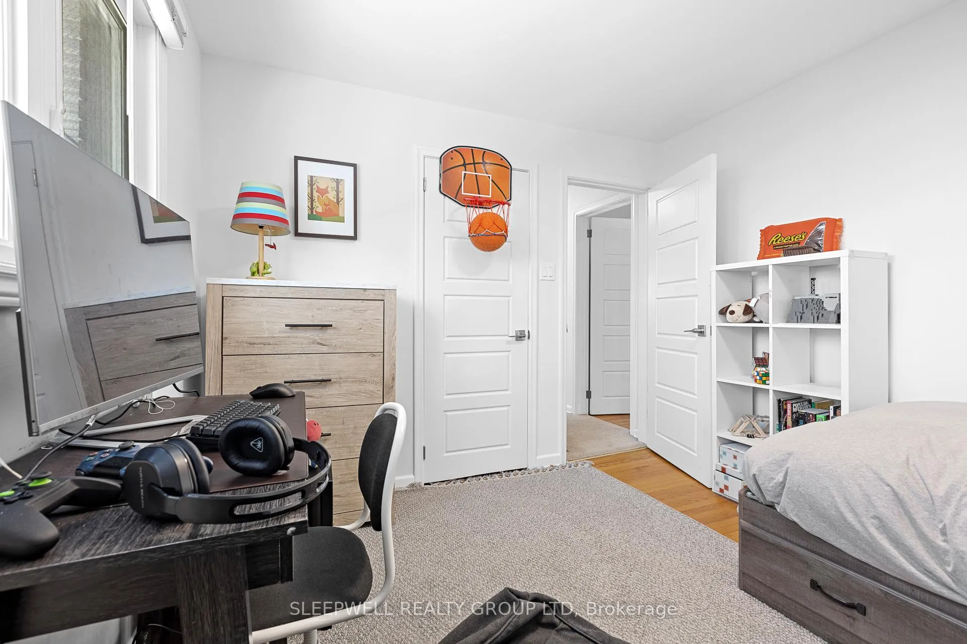 Photo 21 of 1874 Rideau Garden Drive, Ottawa, Ottawa East — HOMEH