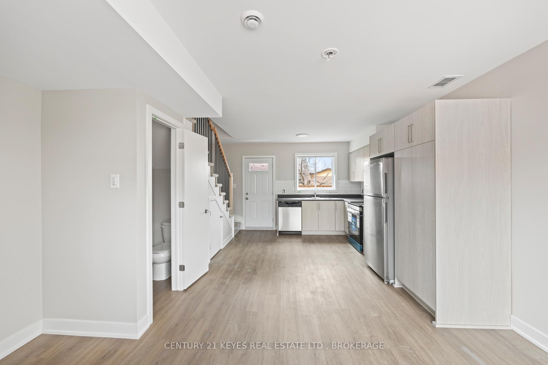 Photo 11 of 775 King Street W, Gananoque — HOMEH