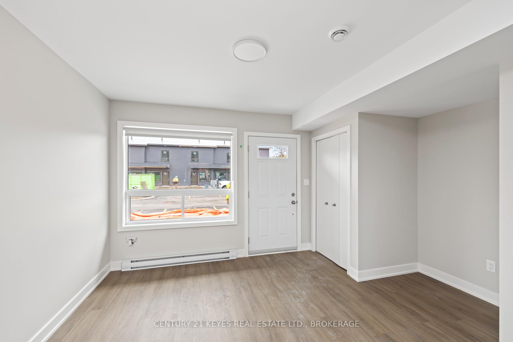 Photo 17 of 775 King Street W, Gananoque — HOMEH