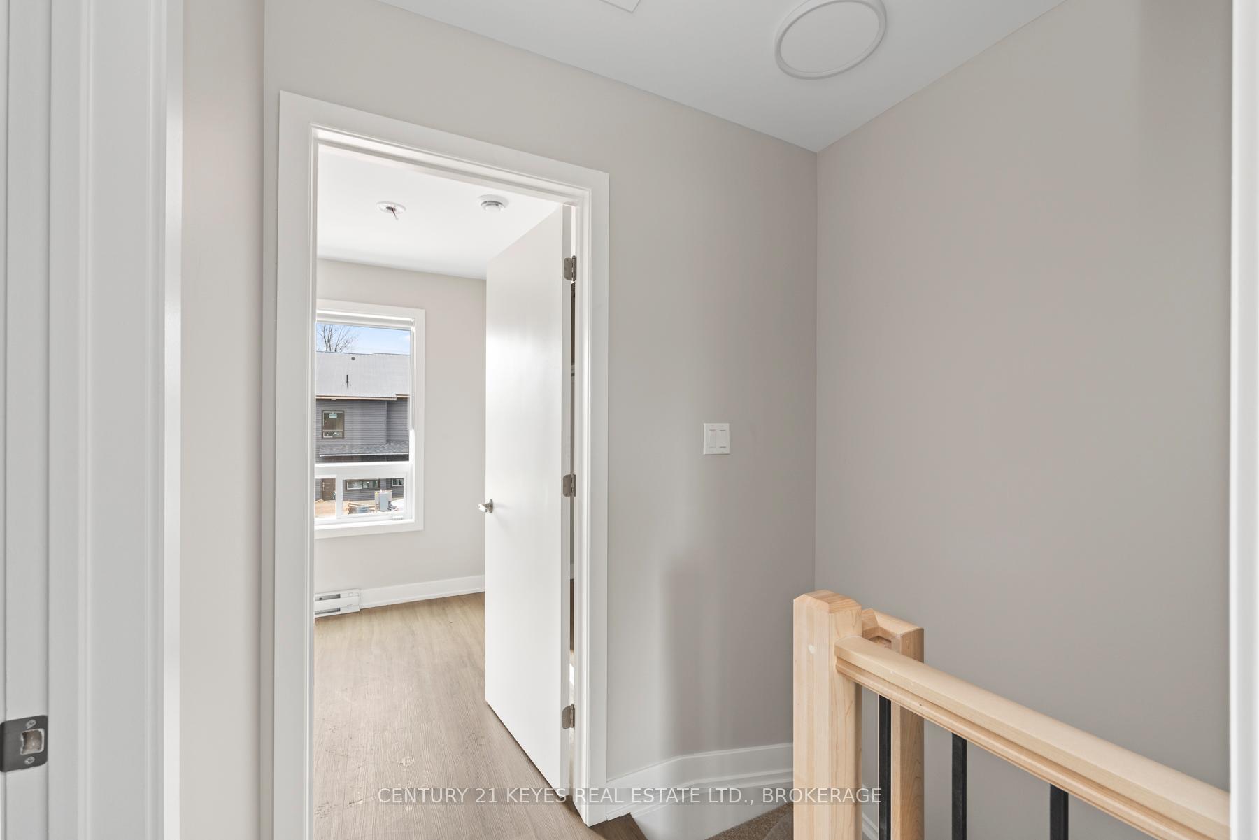 Photo 25 of 775 King Street W, Gananoque — HOMEH
