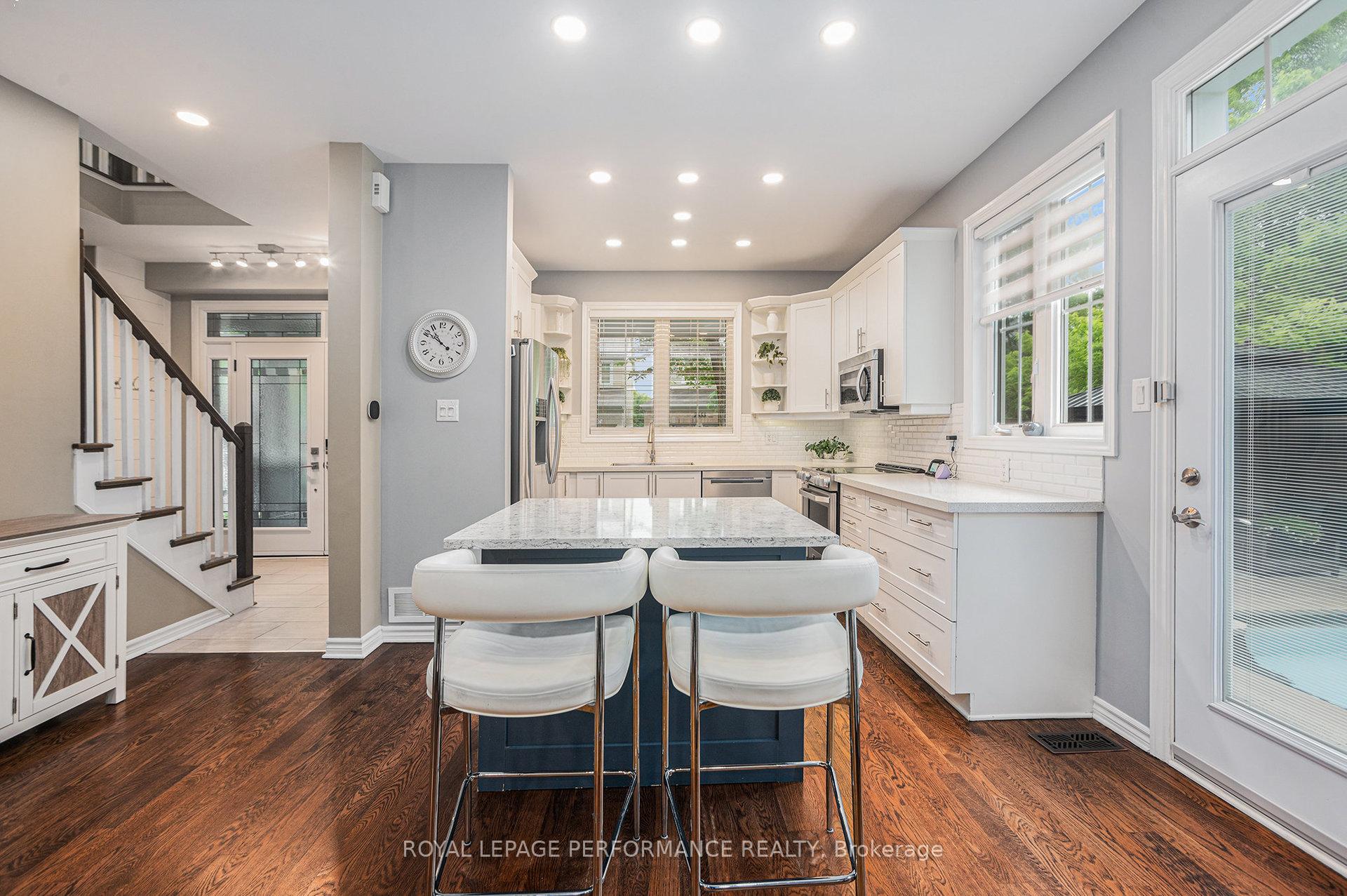 Photo 5 of 2600 Fallingwater Circle, Ottawa, Barrhaven - Half Moon Bay — HOMEH