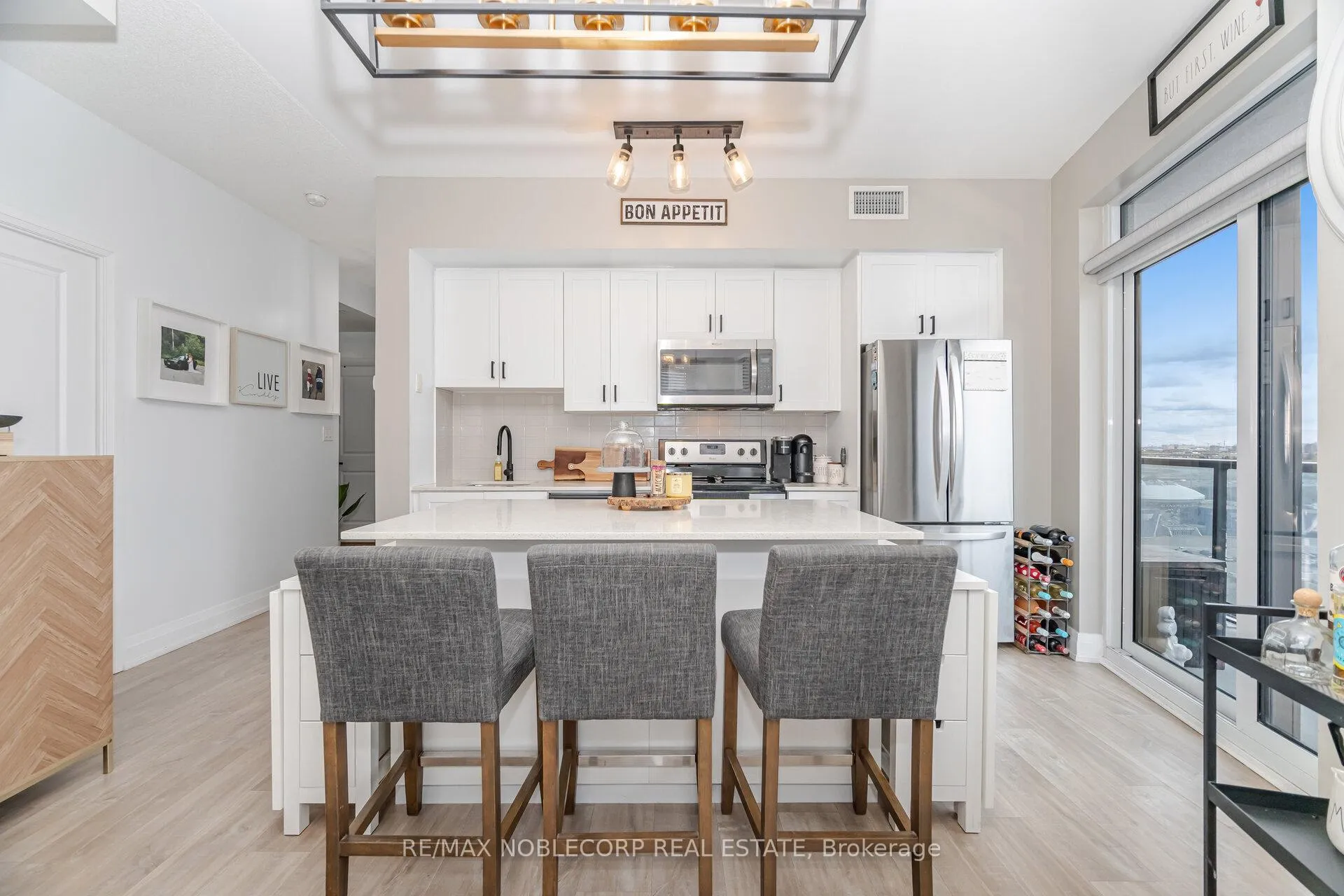 Photo 8 of Unit 1505, 3700 Highway 7 Road, Vaughan, Vaughan Corporate Centre — HOMEH