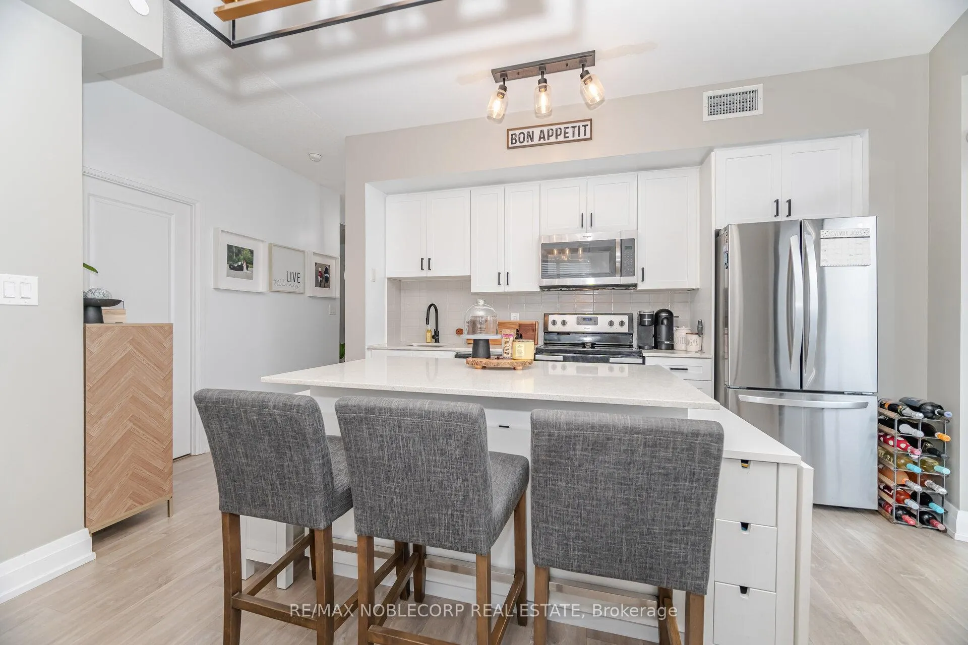Photo 9 of Unit 1505, 3700 Highway 7 Road, Vaughan, Vaughan Corporate Centre — HOMEH