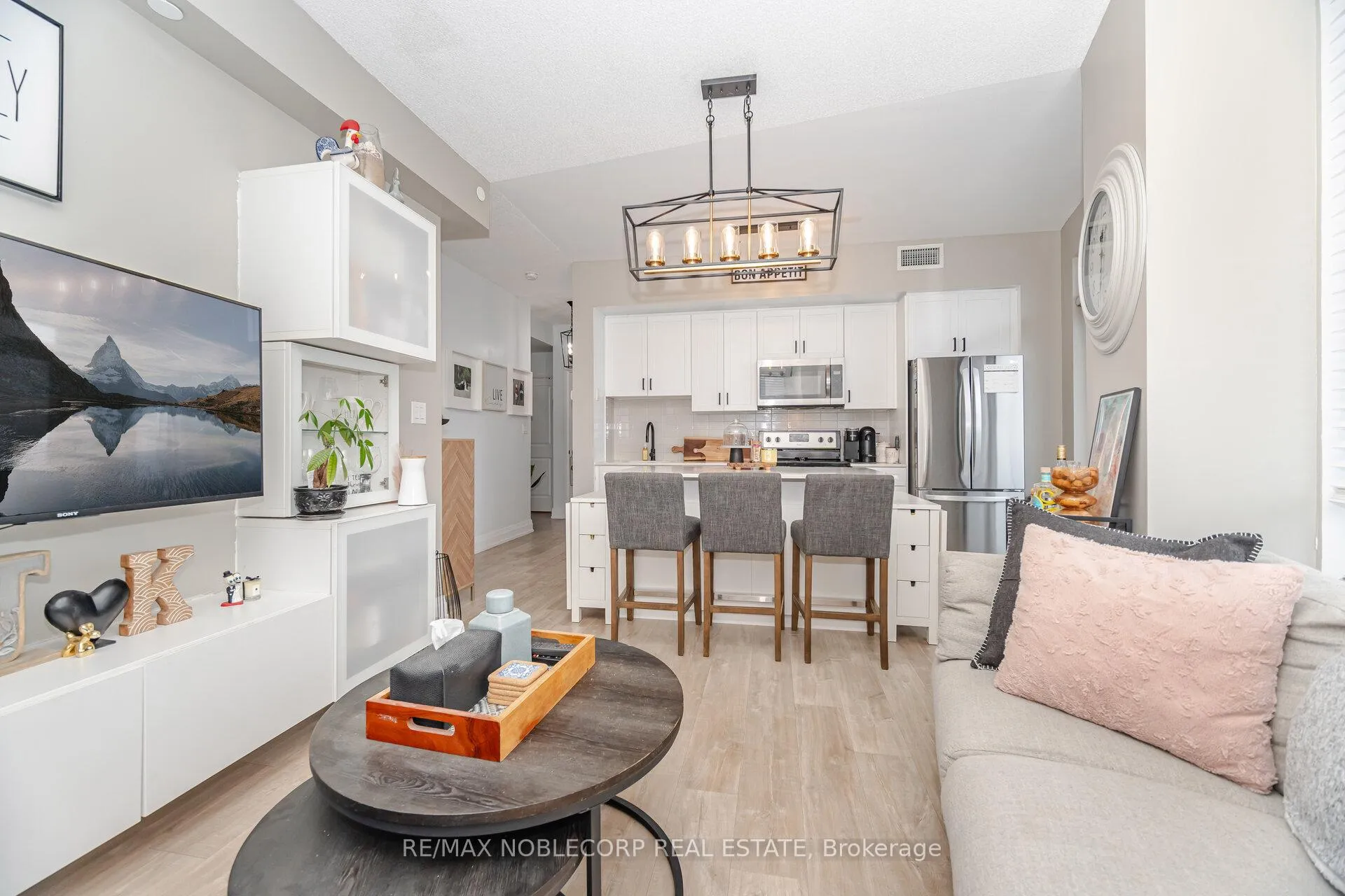 Photo 16 of Unit 1505, 3700 Highway 7 Road, Vaughan, Vaughan Corporate Centre — HOMEH