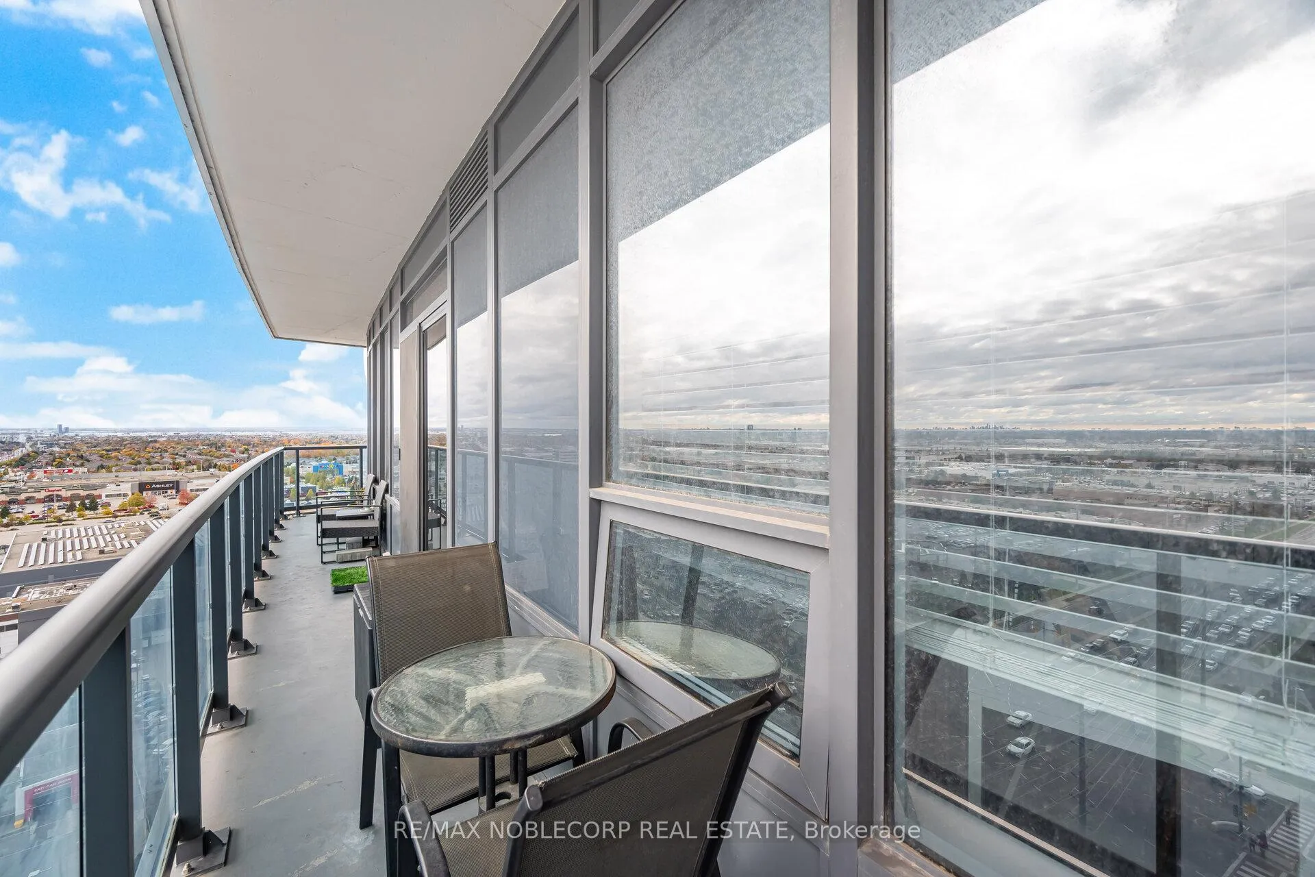 Photo 26 of Unit 1505, 3700 Highway 7 Road, Vaughan, Vaughan Corporate Centre — HOMEH