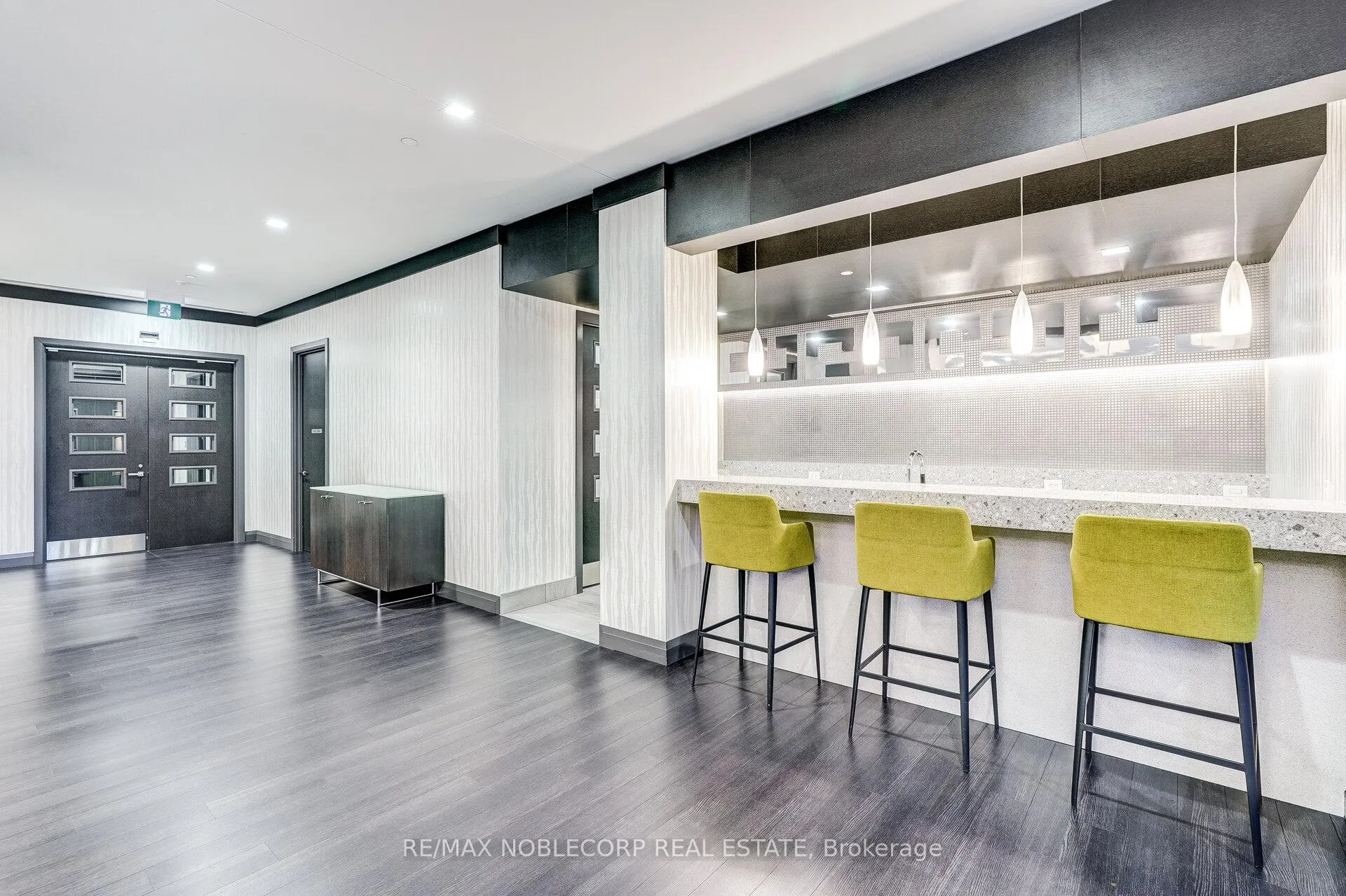 Photo 37 of Unit 1505, 3700 Highway 7 Road, Vaughan, Vaughan Corporate Centre — HOMEH