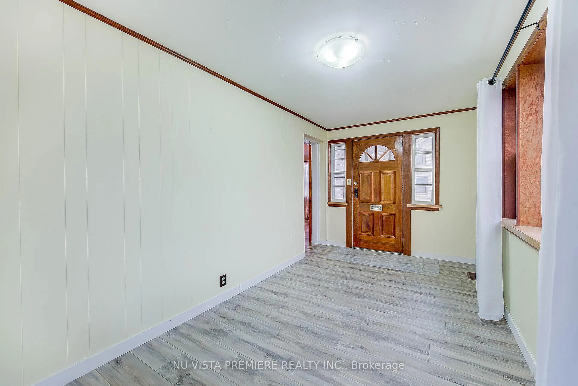 Photo 7 of 161 South Street S, Goderich, Goderich (Town) — HOMEH