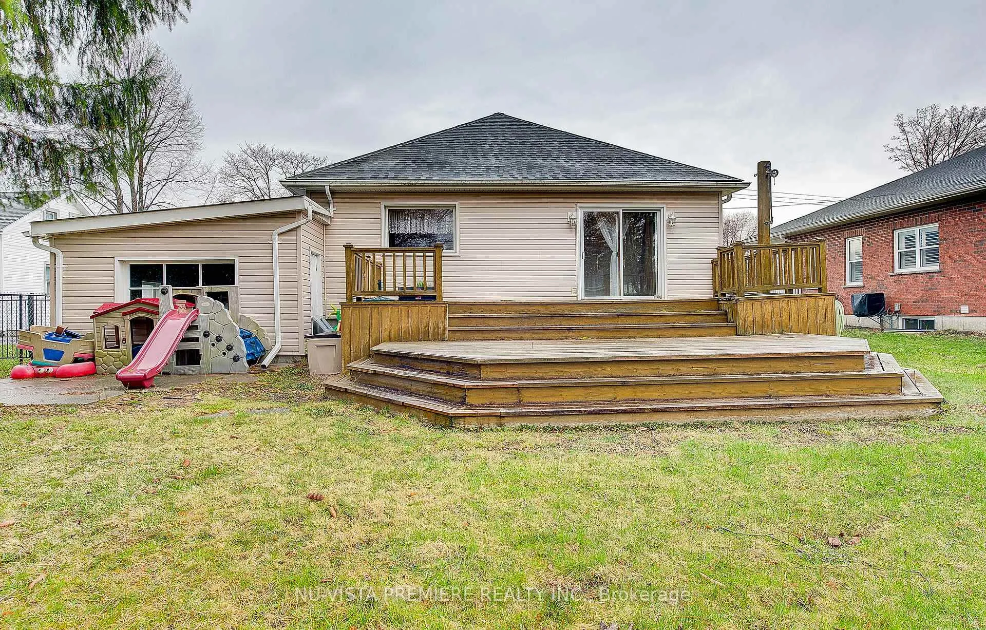 Photo 27 of 161 South Street S, Goderich, Goderich (Town) — HOMEH