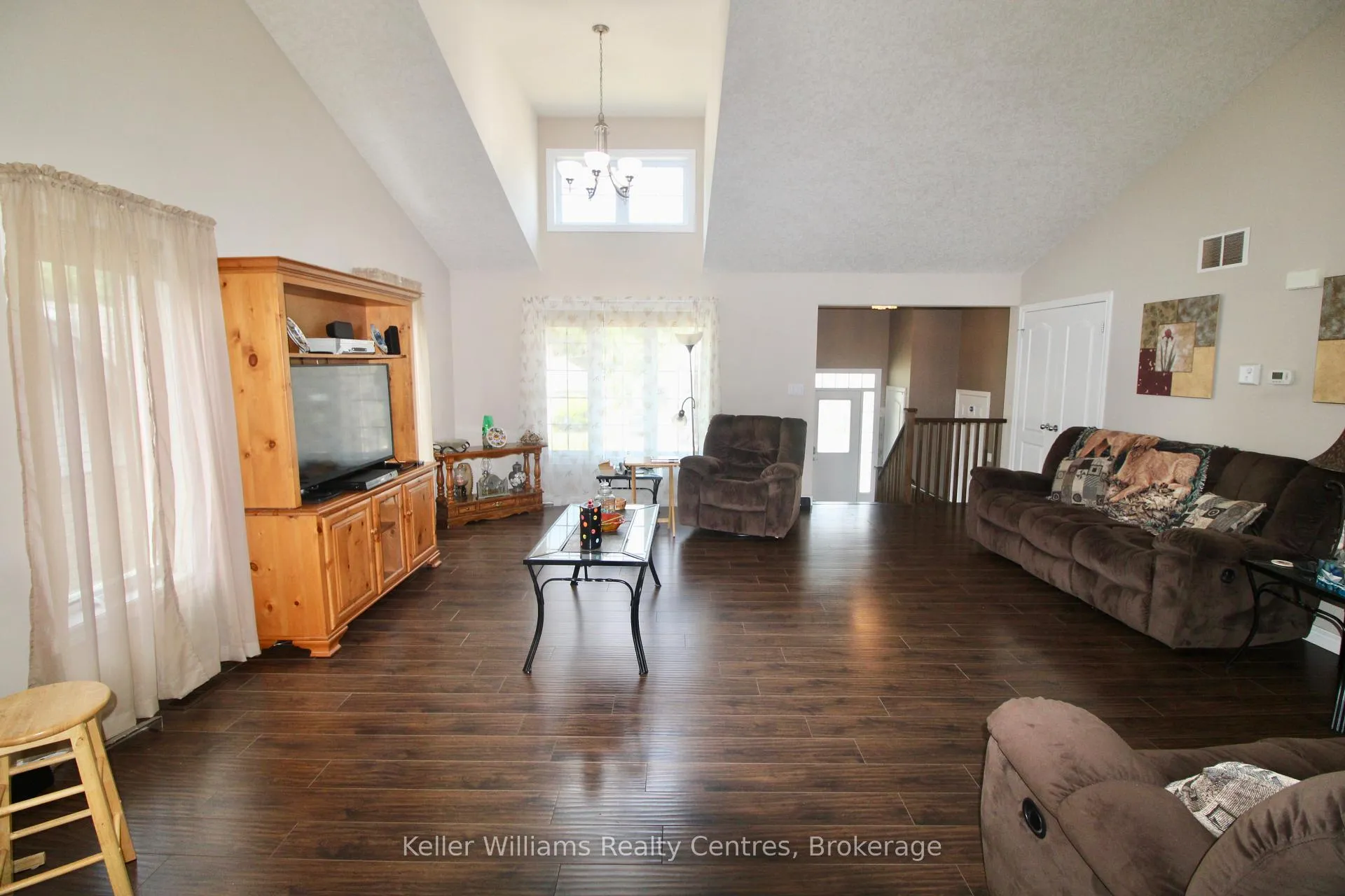Photo 5 of 275 South Street E, West Grey — HOMEH