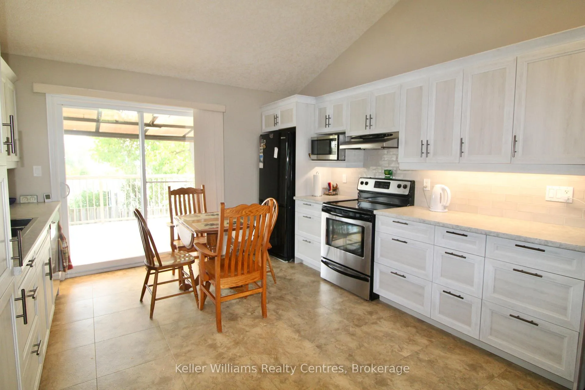 Photo 7 of 275 South Street E, West Grey — HOMEH