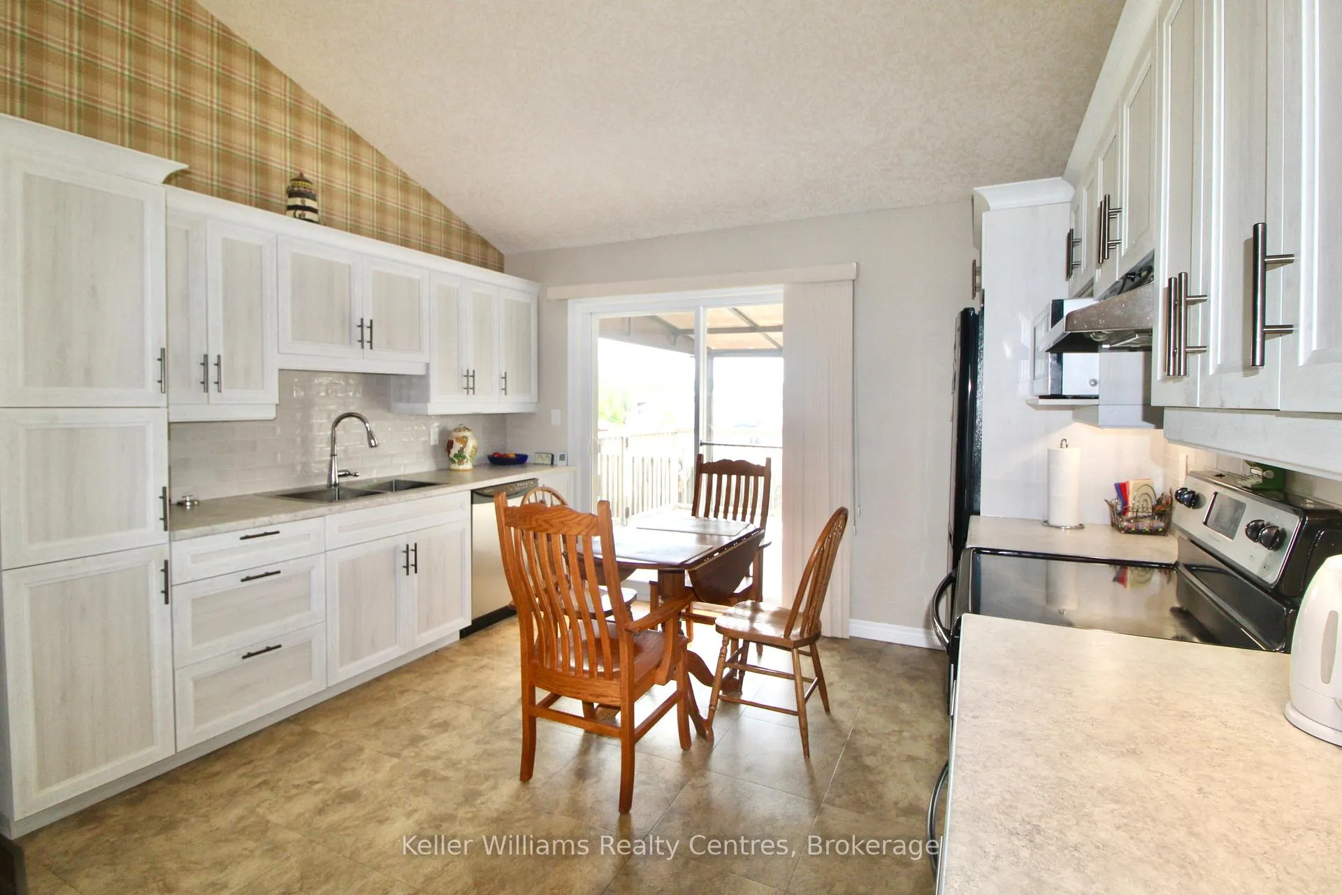 Photo 8 of 275 South Street E, West Grey — HOMEH