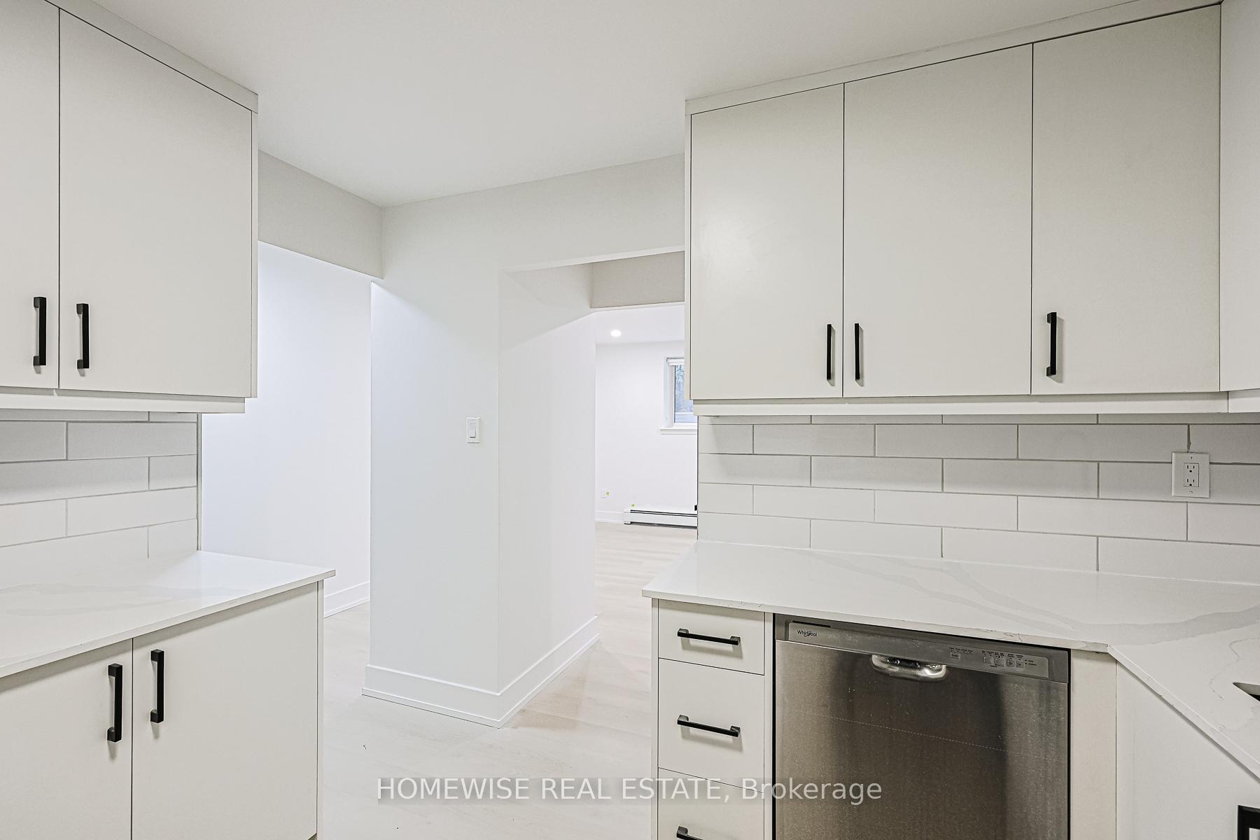 Photo 8 of Unit 6, 81 Ontario Street, Clarington, Bowmanville — HOMEH