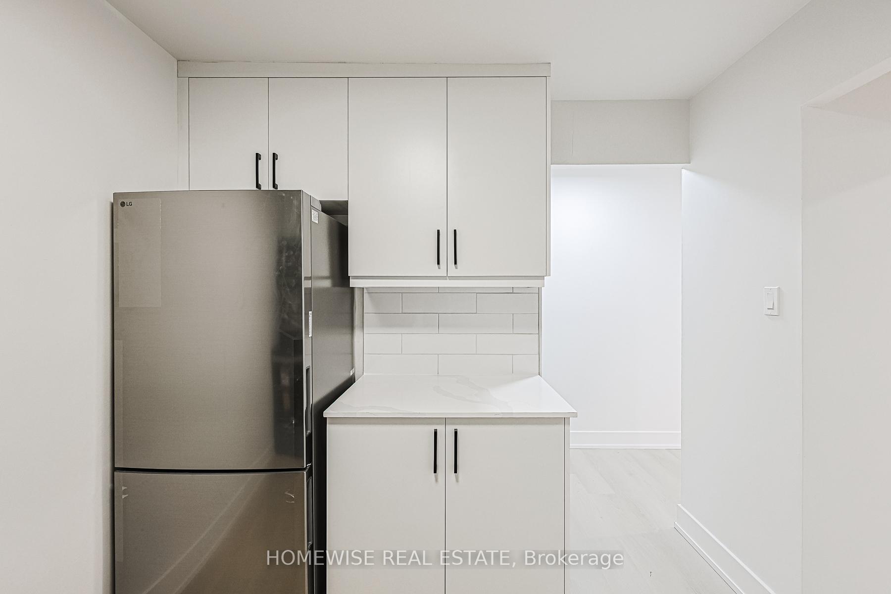 Photo 7 of Unit 6, 81 Ontario Street, Clarington, Bowmanville — HOMEH