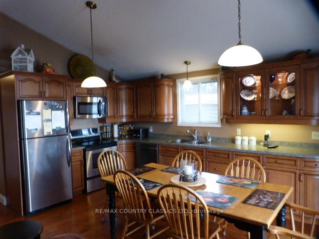 Photo 3 of 124 Bronson Lane, Carlow/Mayo, Carlow Ward — HOMEH