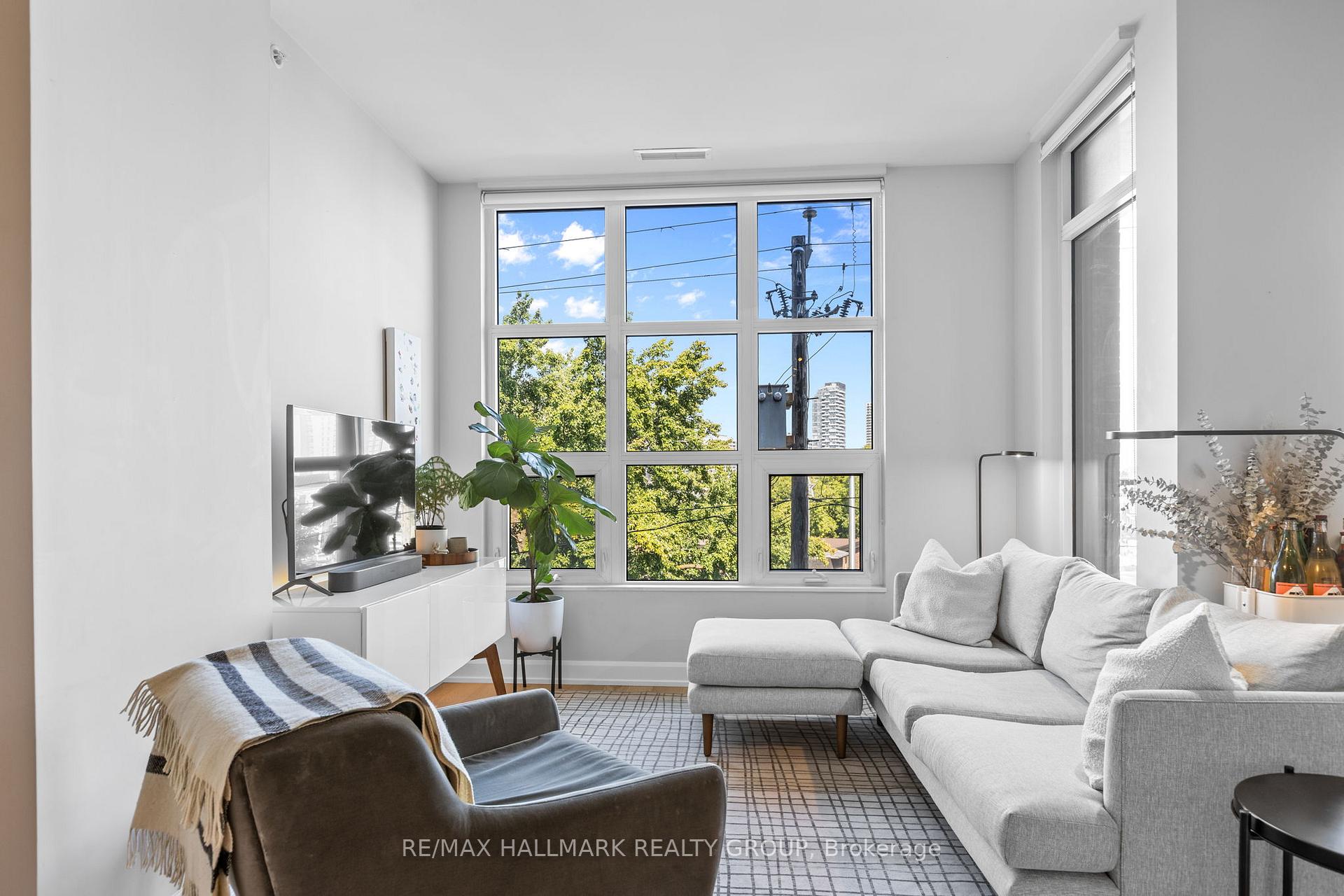 Photo 8 of Unit 311, 10 Rosemount Avenue, Ottawa, Hintonburg — HOMEH