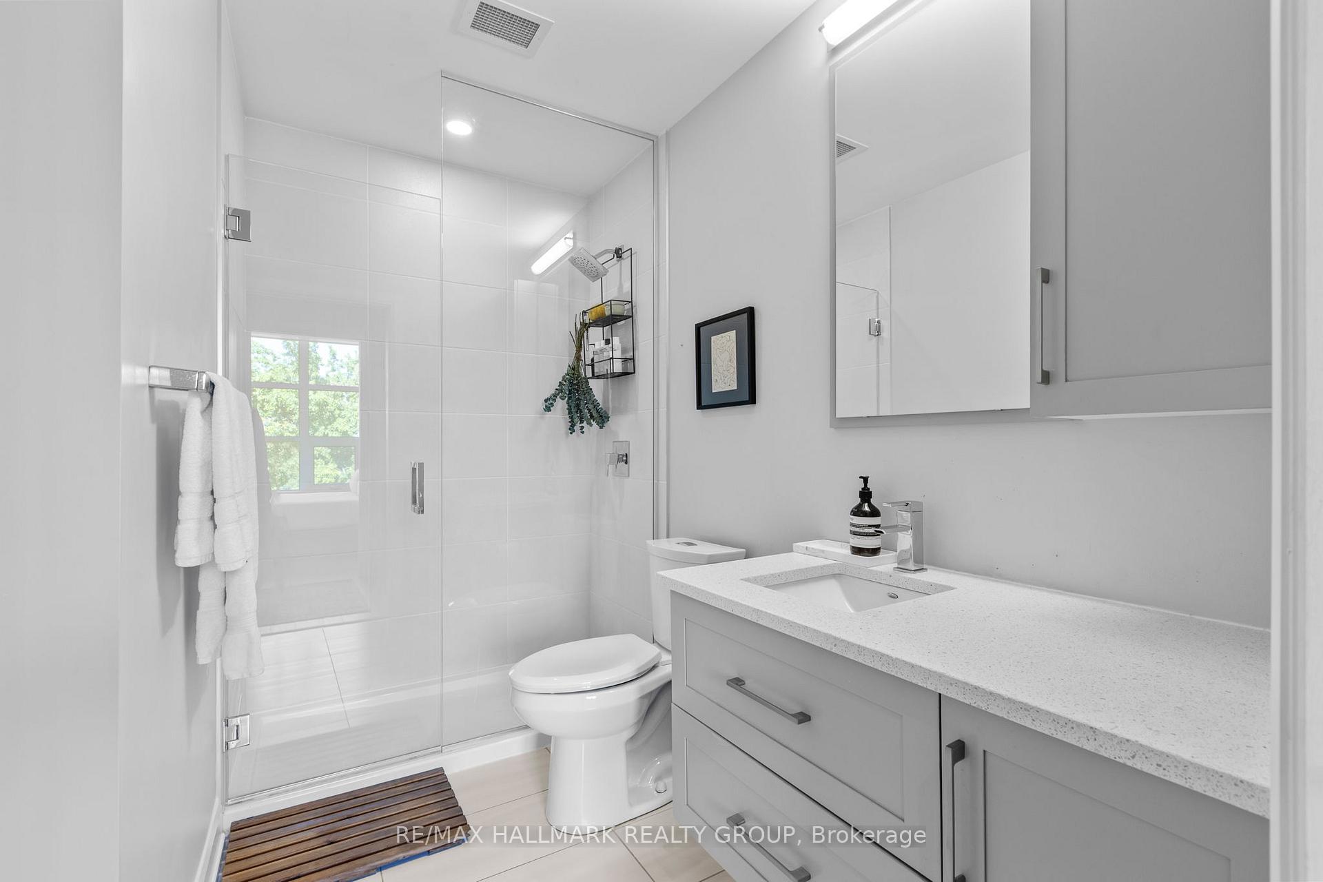 Photo 13 of Unit 311, 10 Rosemount Avenue, Ottawa, Hintonburg — HOMEH